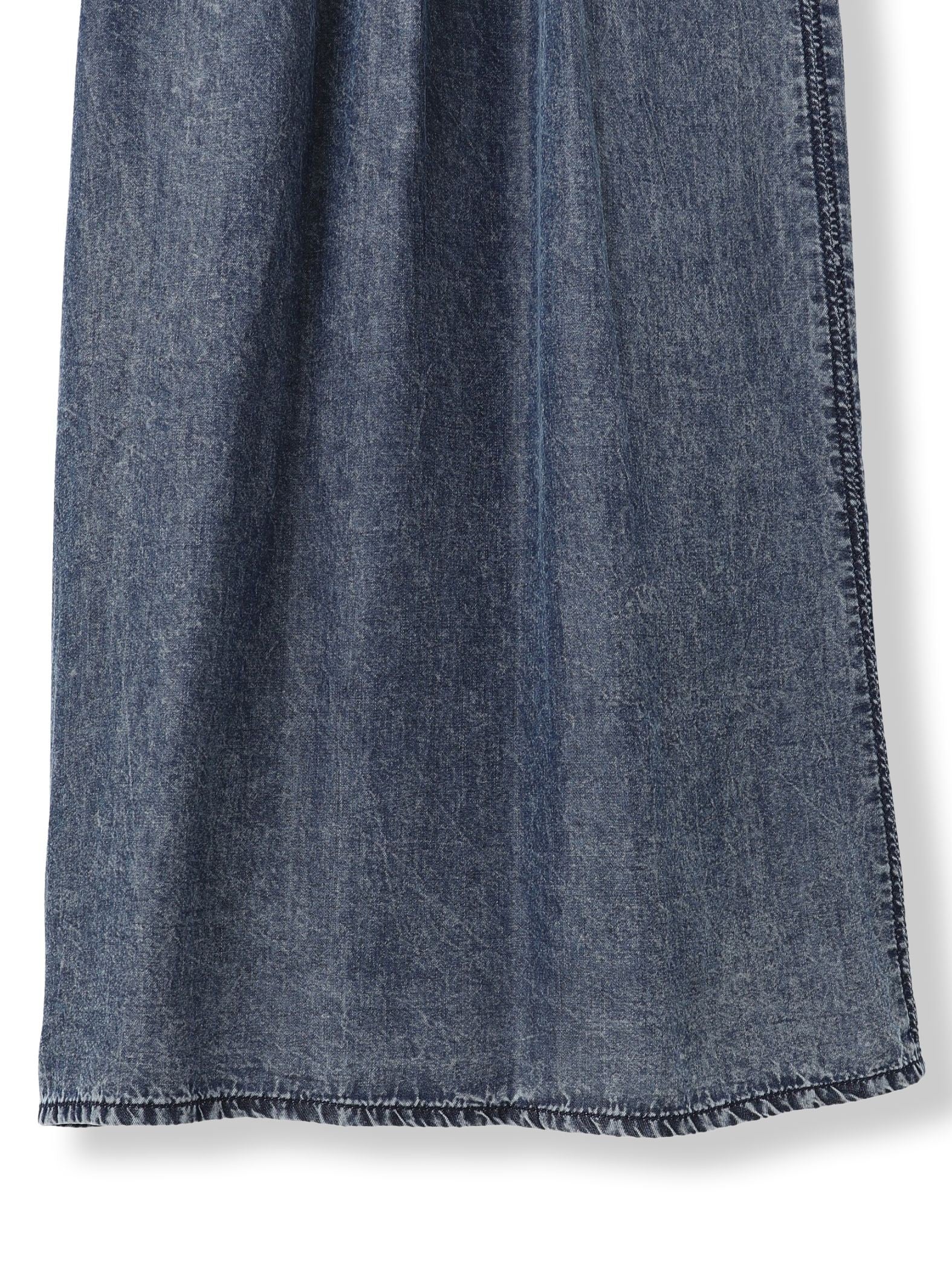 ゆれるデニムフレアパンツ