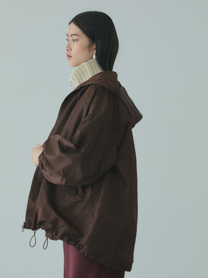 ボアライナー付きナイロンフーディブルゾン≪洗濯機で洗える≫