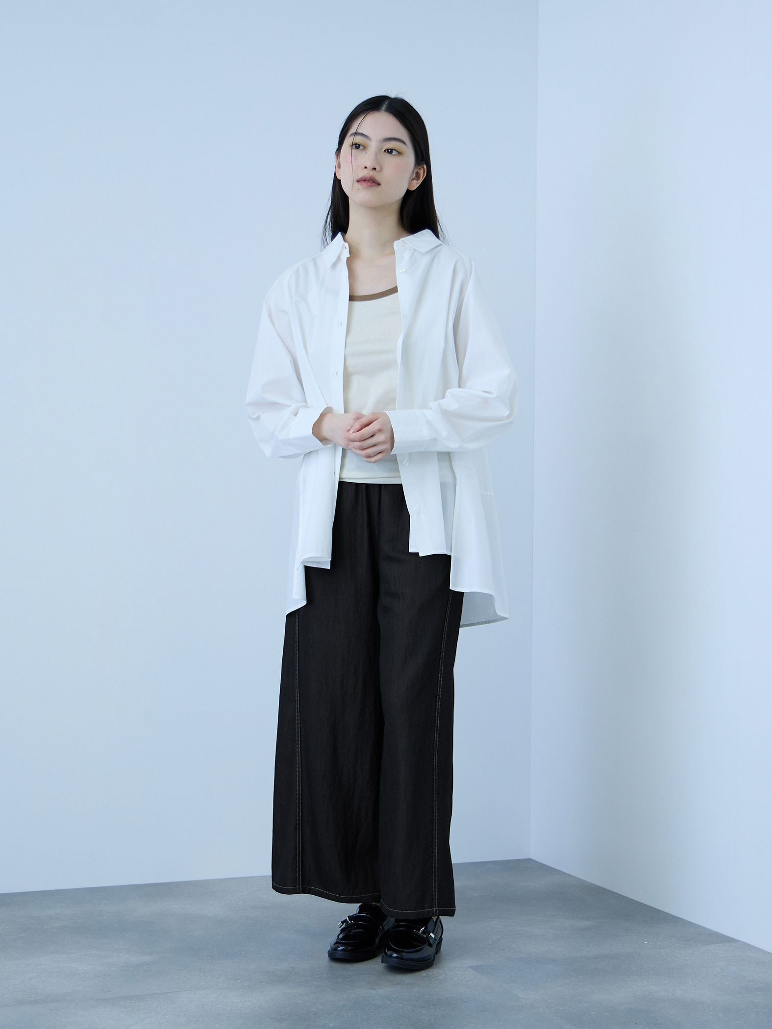 【シーズンレス】ナイロンツイルデニムイージーワイドパンツ