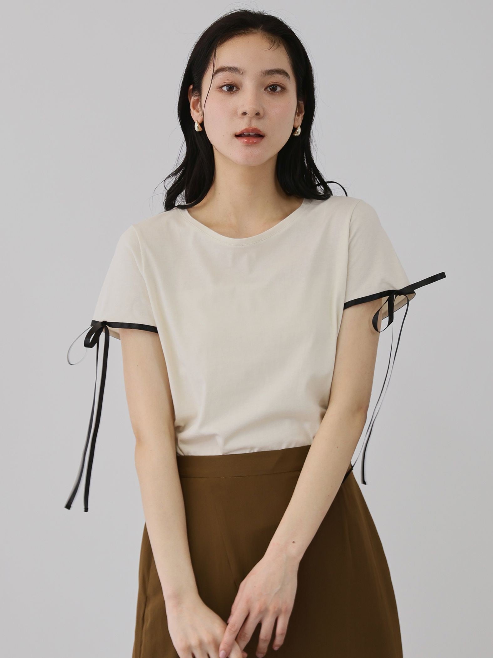 サテンリボンスリーブプルオーバー