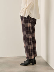 ブラッシュバックストレッチイージーパンツ≪洗濯機で洗える≫