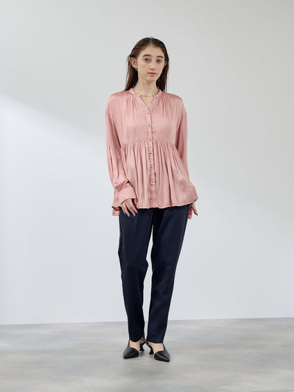 割繊サテンキーネックペプラムブラウス≪手洗い可能≫