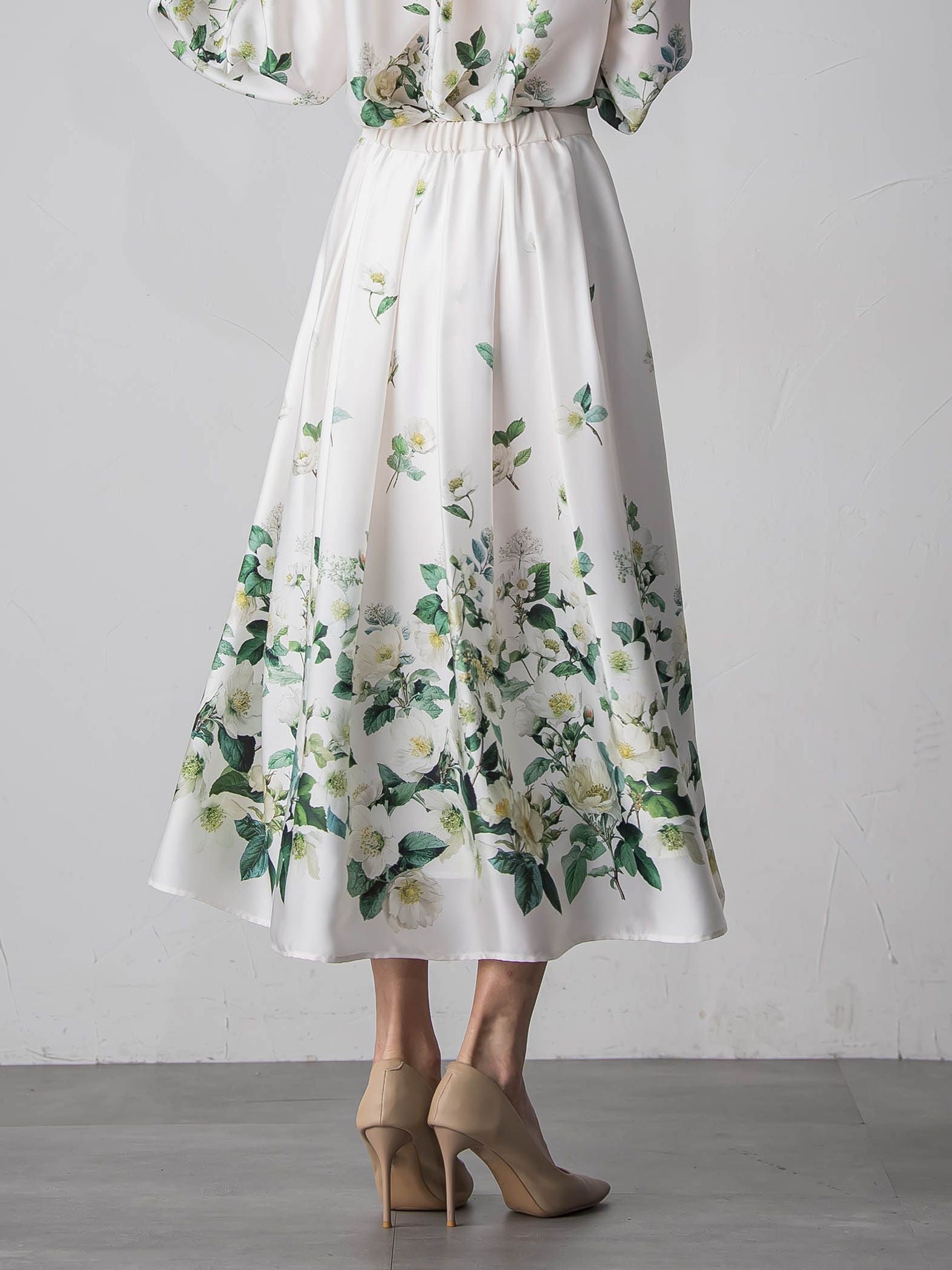 クリスマスローズスカート