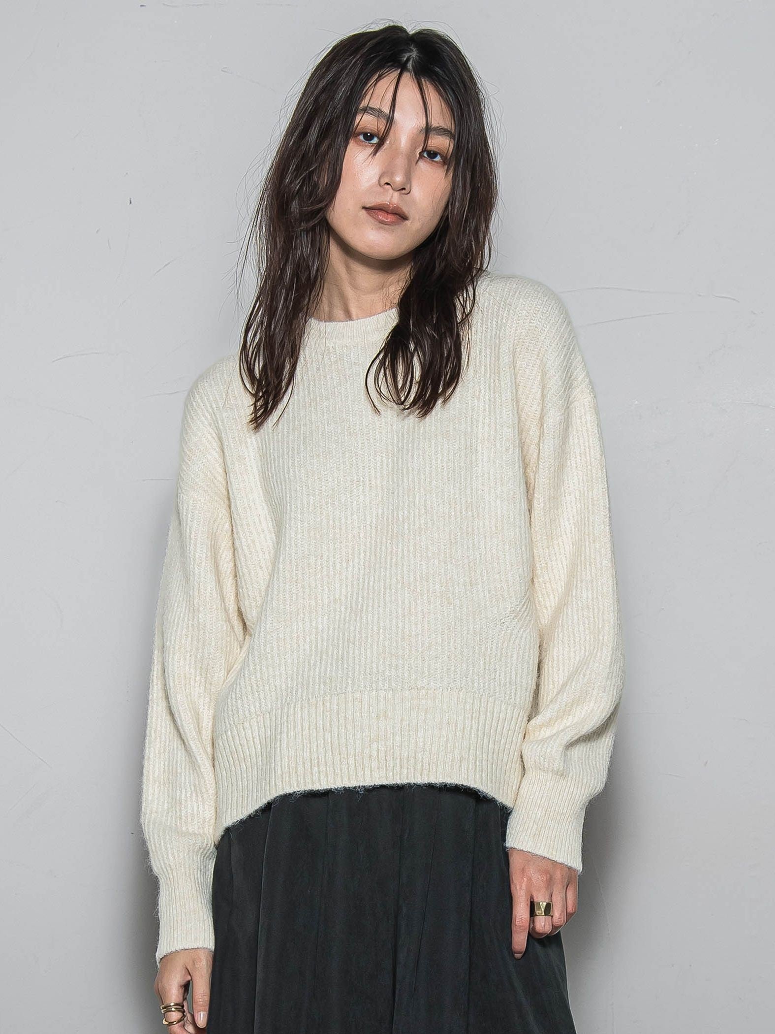 フラッフィークルーネックニット≪手洗い可能≫