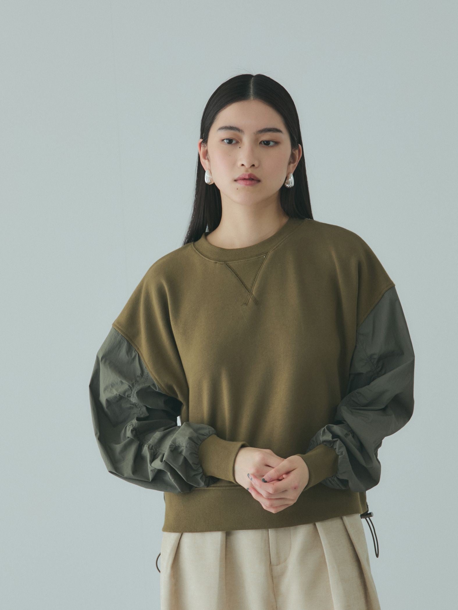 スイッチングドロストスウェットプルオーバー≪洗濯機で洗える≫