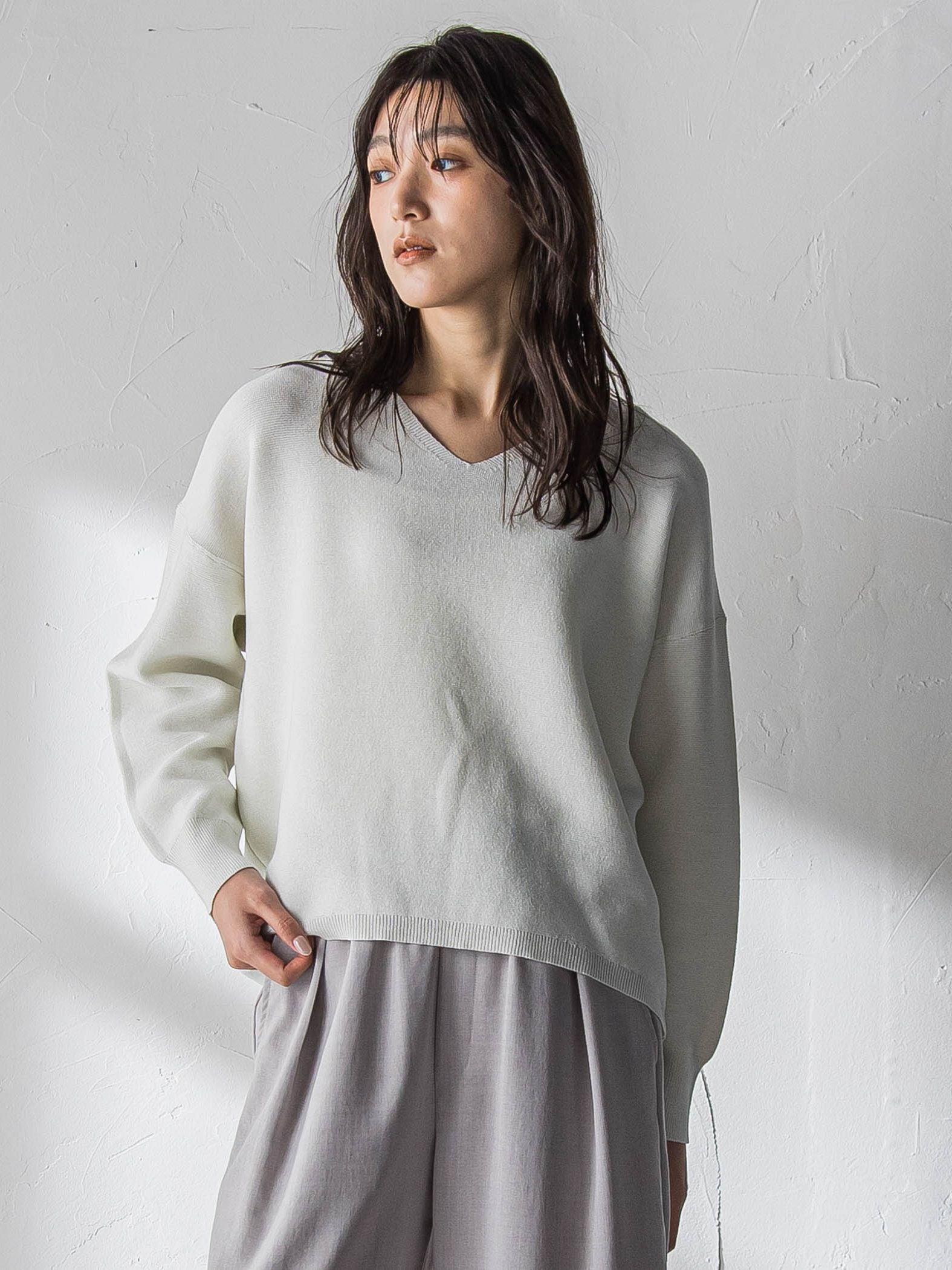 Vネックラメガーターニットプルオーバー≪手洗い可能≫