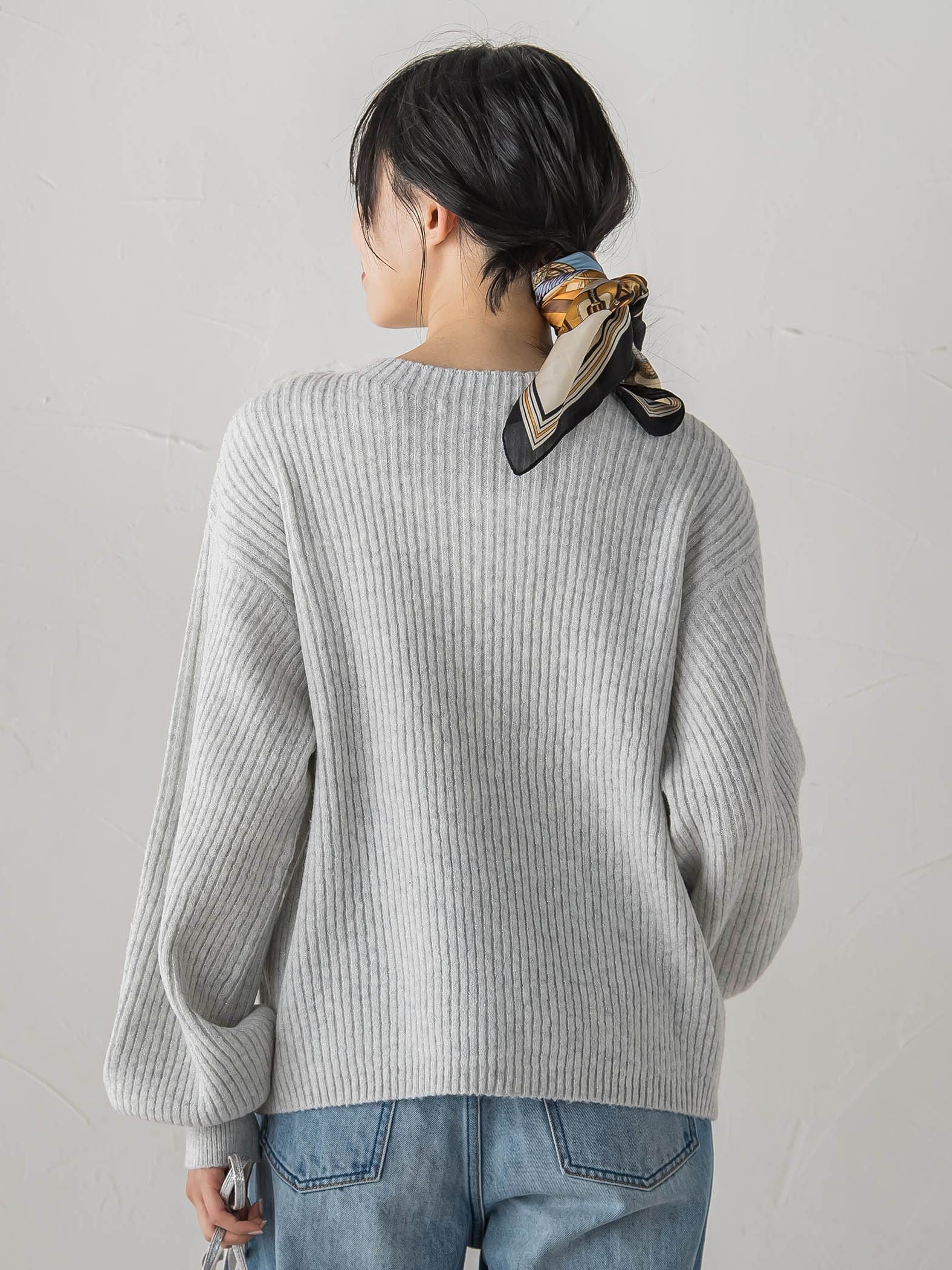 【WEB限定カラーあり】ラメボトルネックプルオーバー≪手洗い可能≫