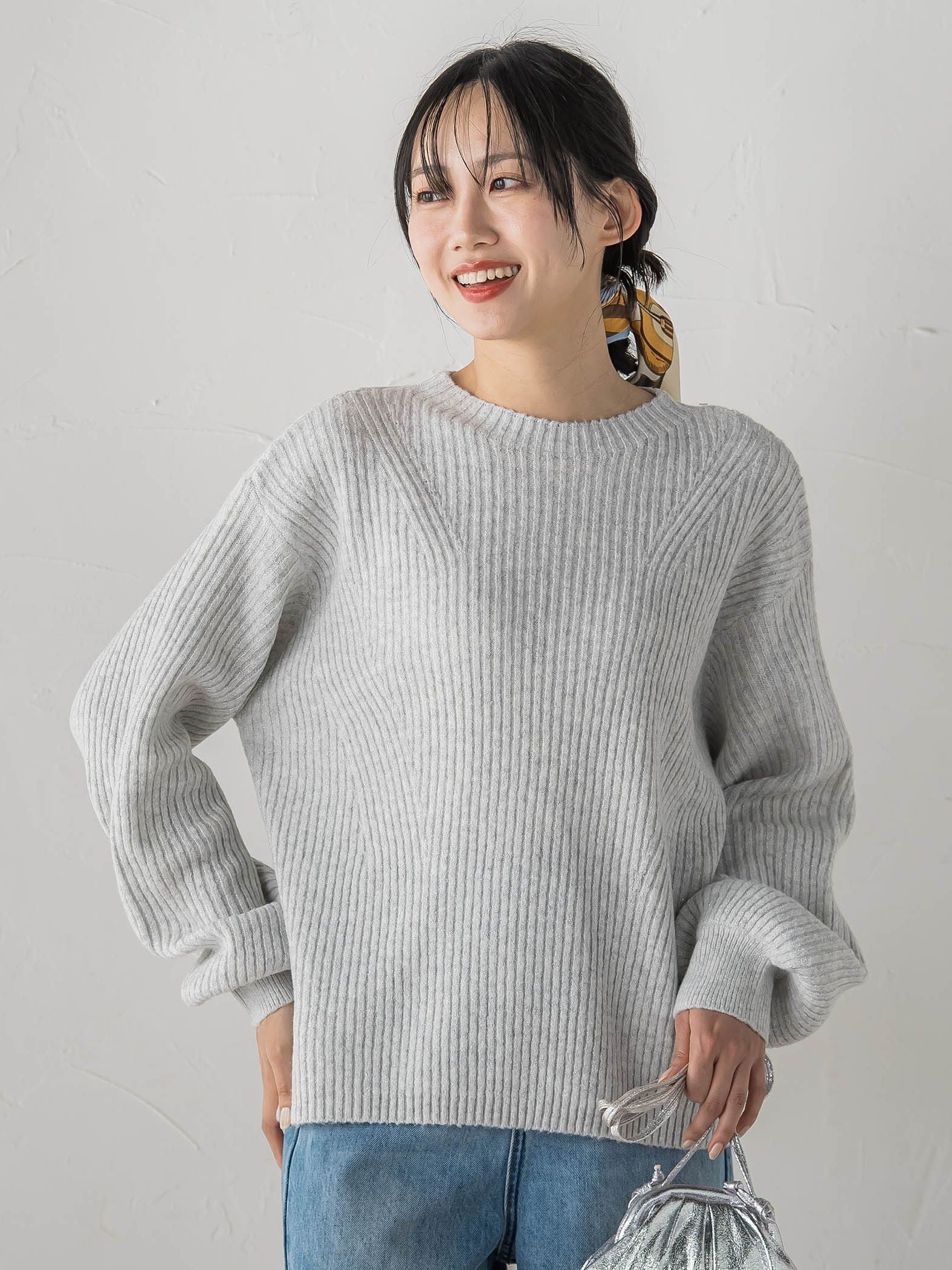 【WEB限定カラーあり】ラメボトルネックプルオーバー≪手洗い可能≫