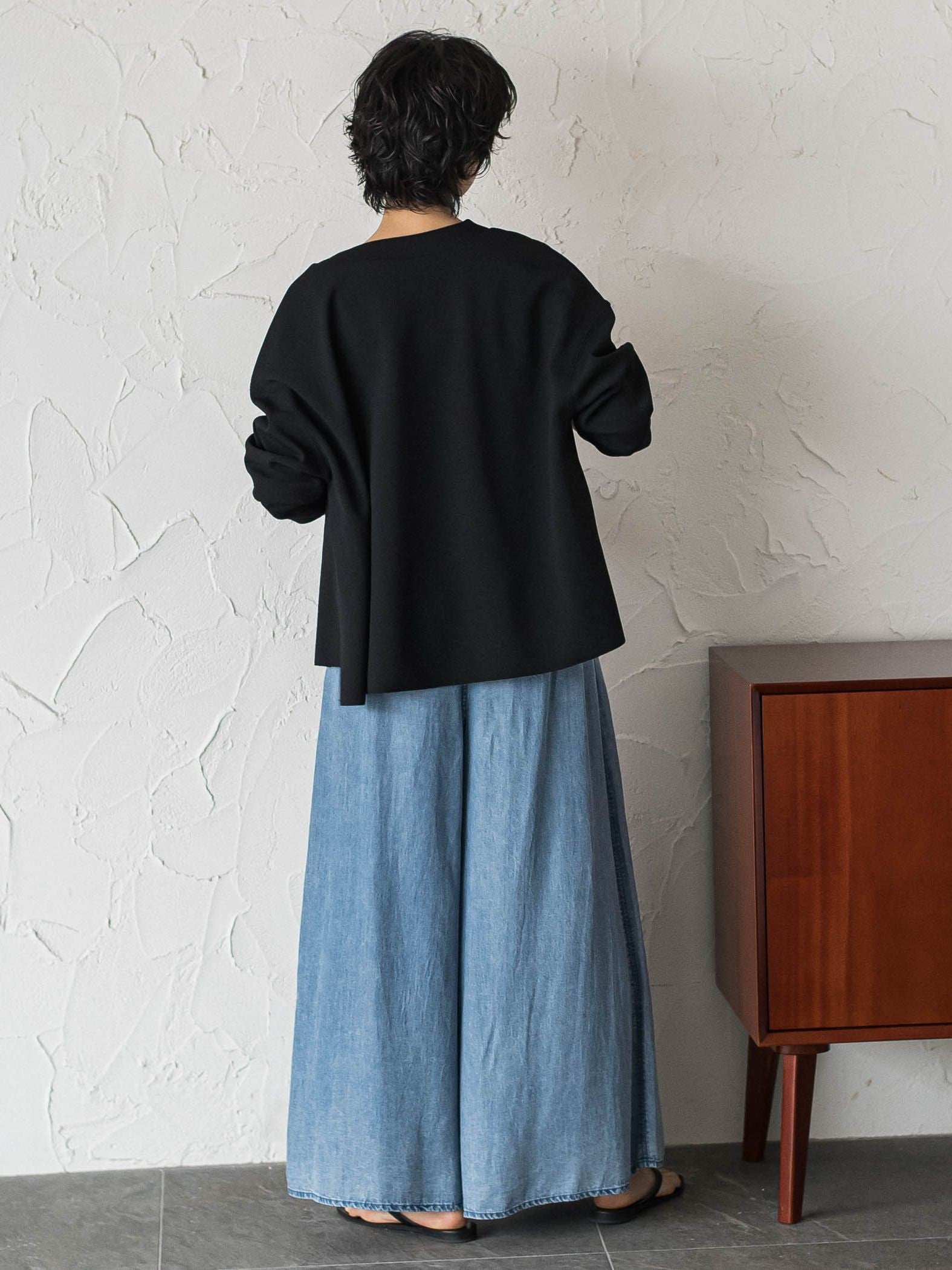 ゆれるデニムフレアパンツ