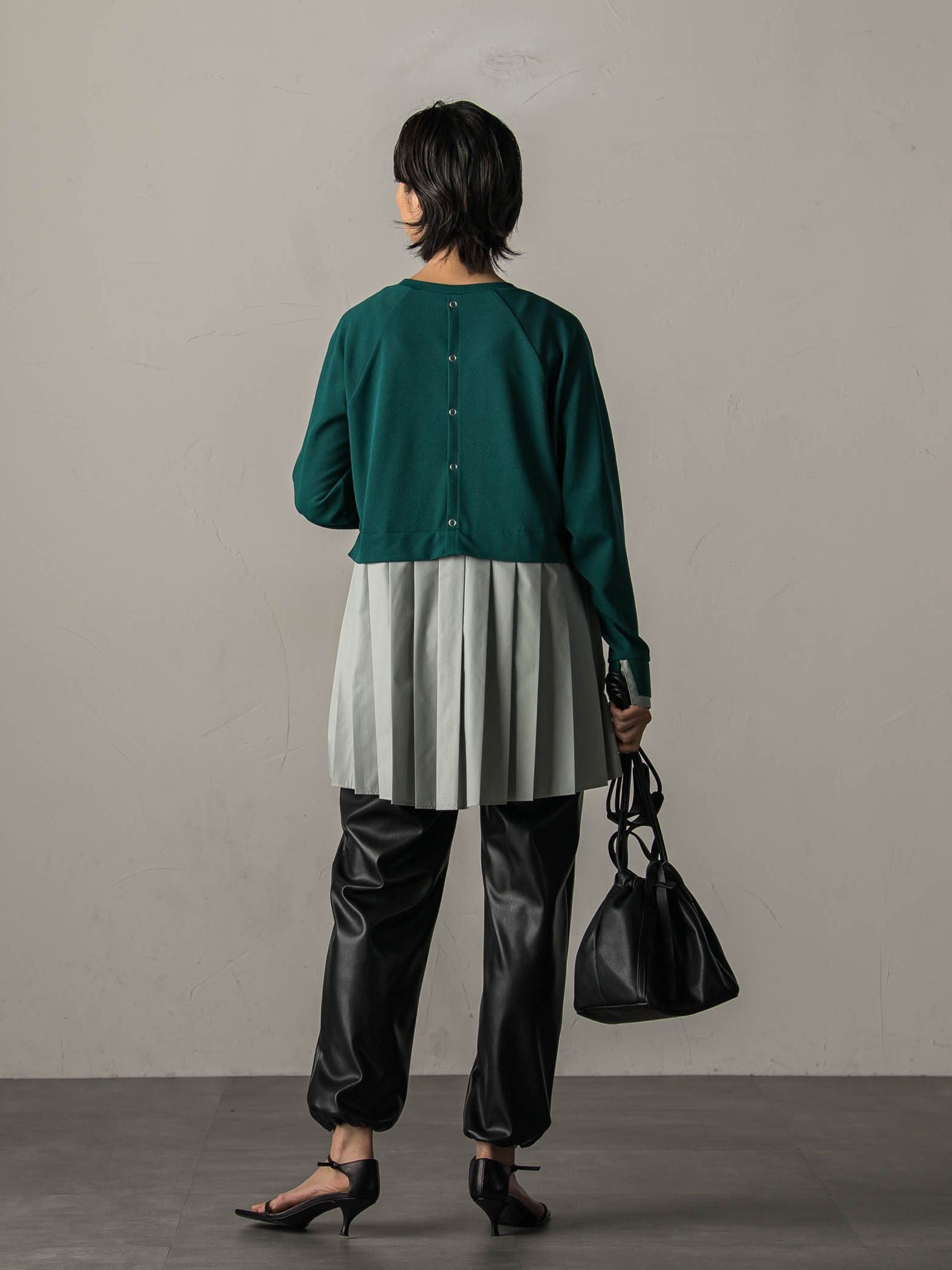 プリーツドッキングプルオーバー≪洗濯機で洗える≫