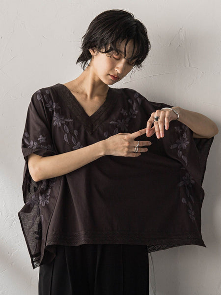 レース刺繍ポンチョブラウス
