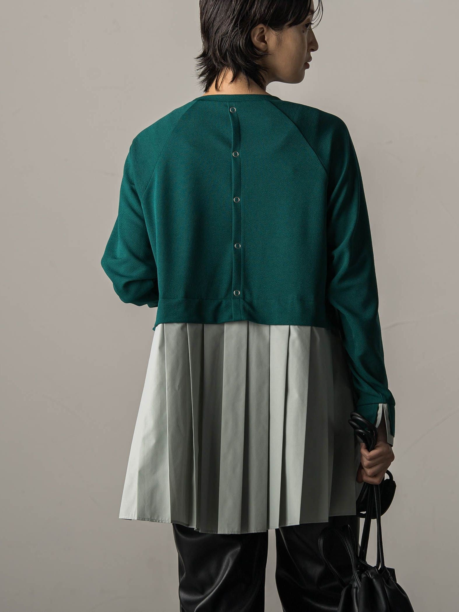 プリーツドッキングプルオーバー≪洗濯機で洗える≫