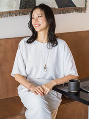 ≪シリーズ累計2万枚突破！≫【涼・美・楽】Vネックブラウス