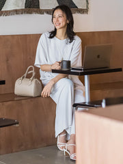 ≪シリーズ累計2万枚突破！≫【涼・美・楽】Vネックブラウス
