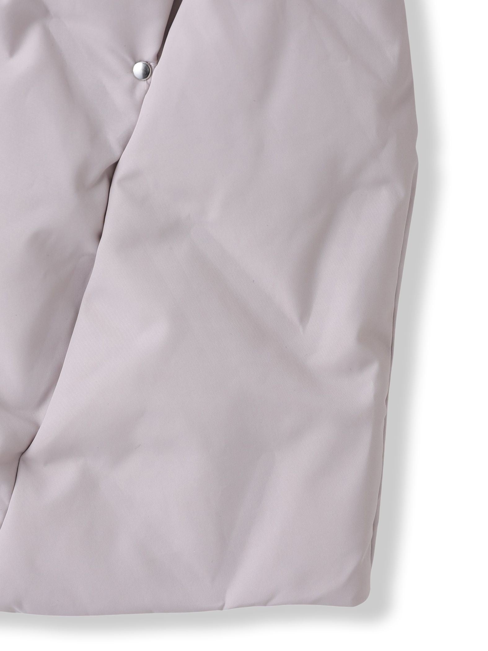 ステッチレスダウンコート