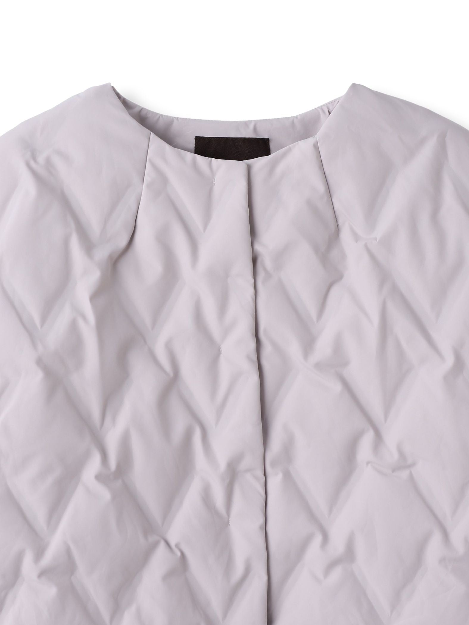 ステッチレスダウンコート