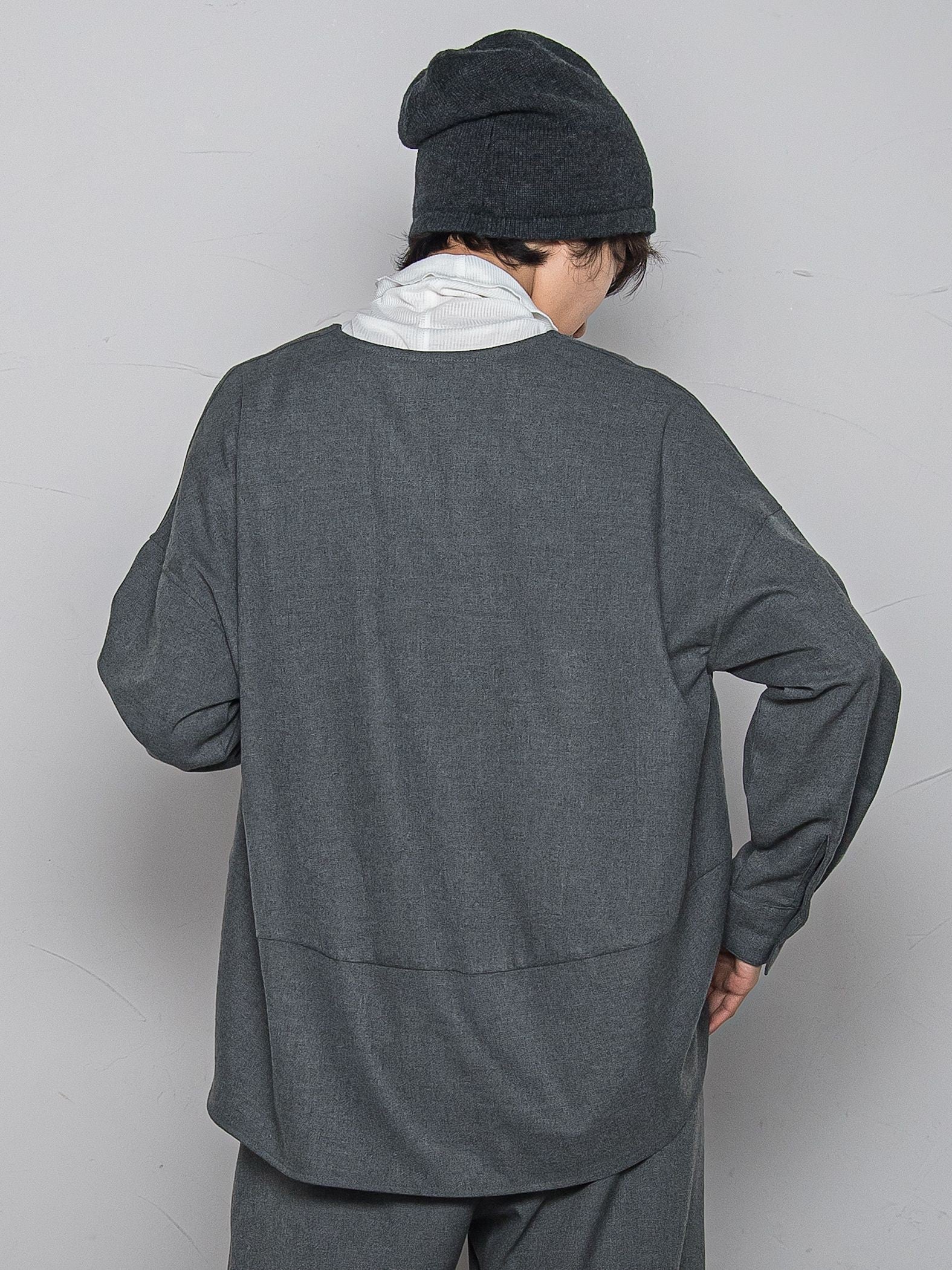 【一瞬で楽とキレイを叶える】裏起毛2WAYネックブラウス≪手洗い可能≫