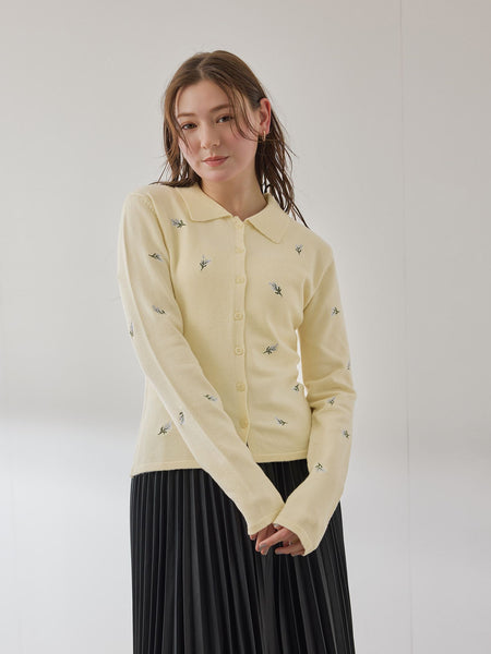 フラワーシシュウニットプルオーバー≪手洗い可能≫