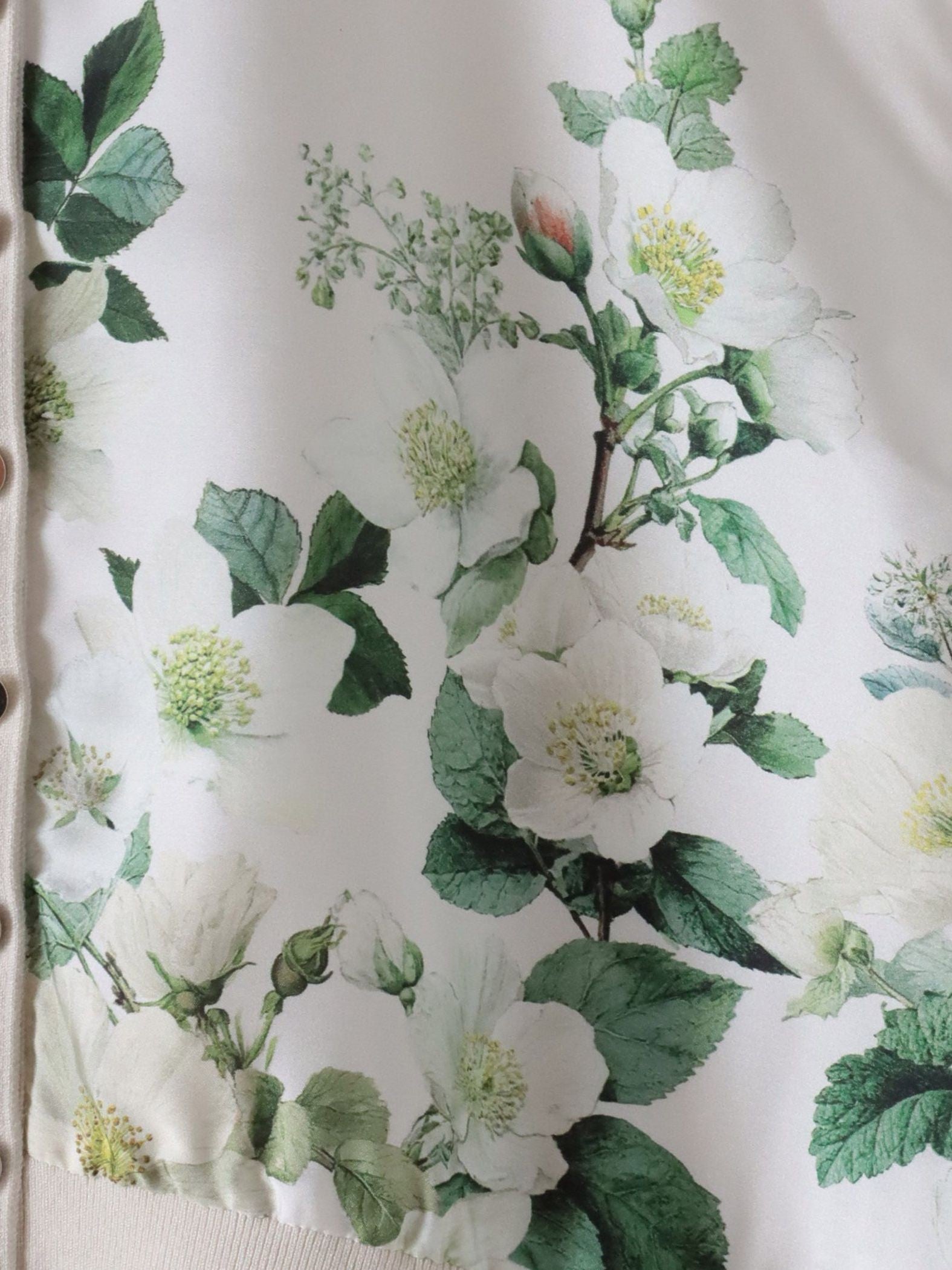 クリスマスローズカーディガン