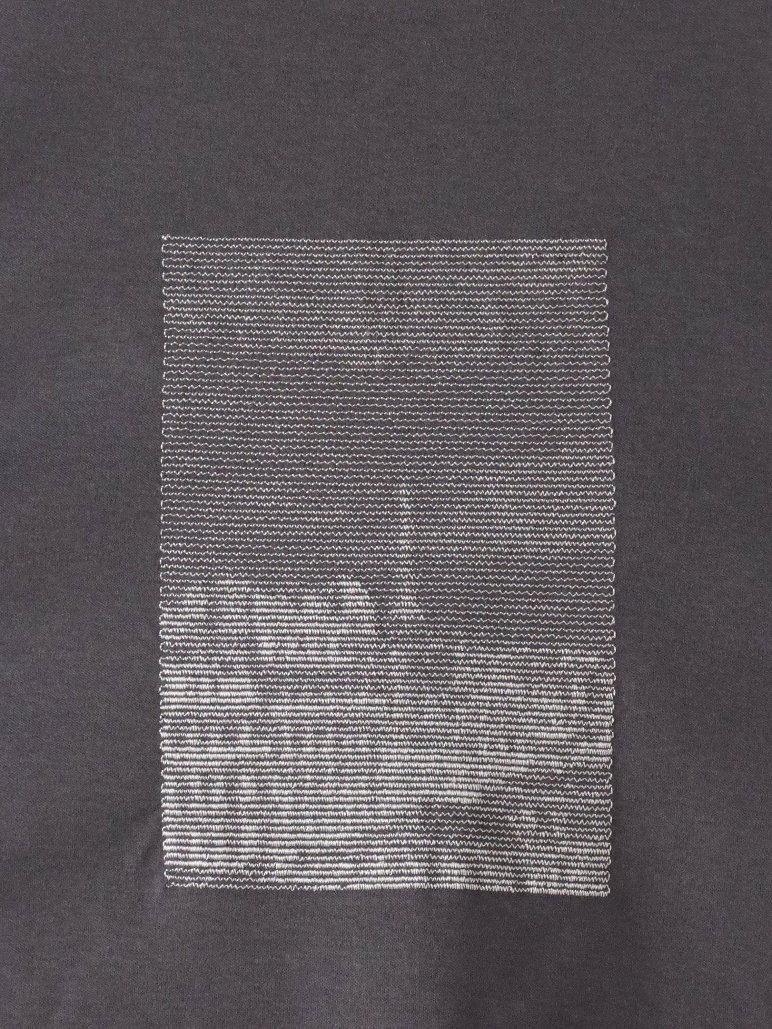刺繍Tシャツ