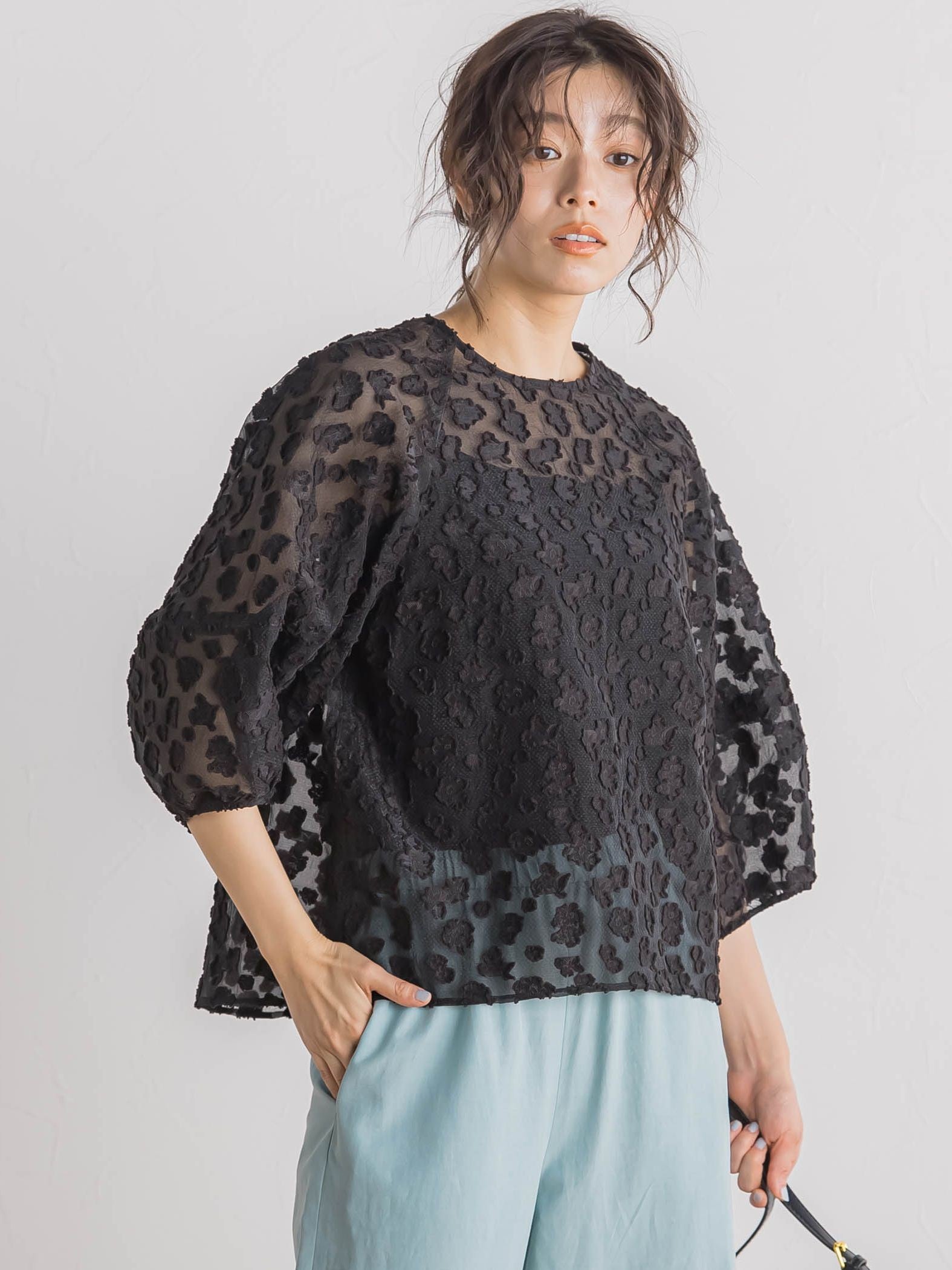 Flower Jacquardブラウス≪洗濯機で洗える≫