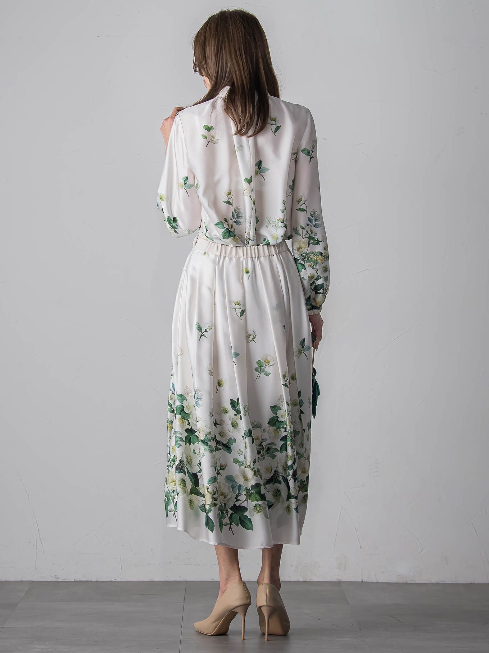 クリスマスローズスカート