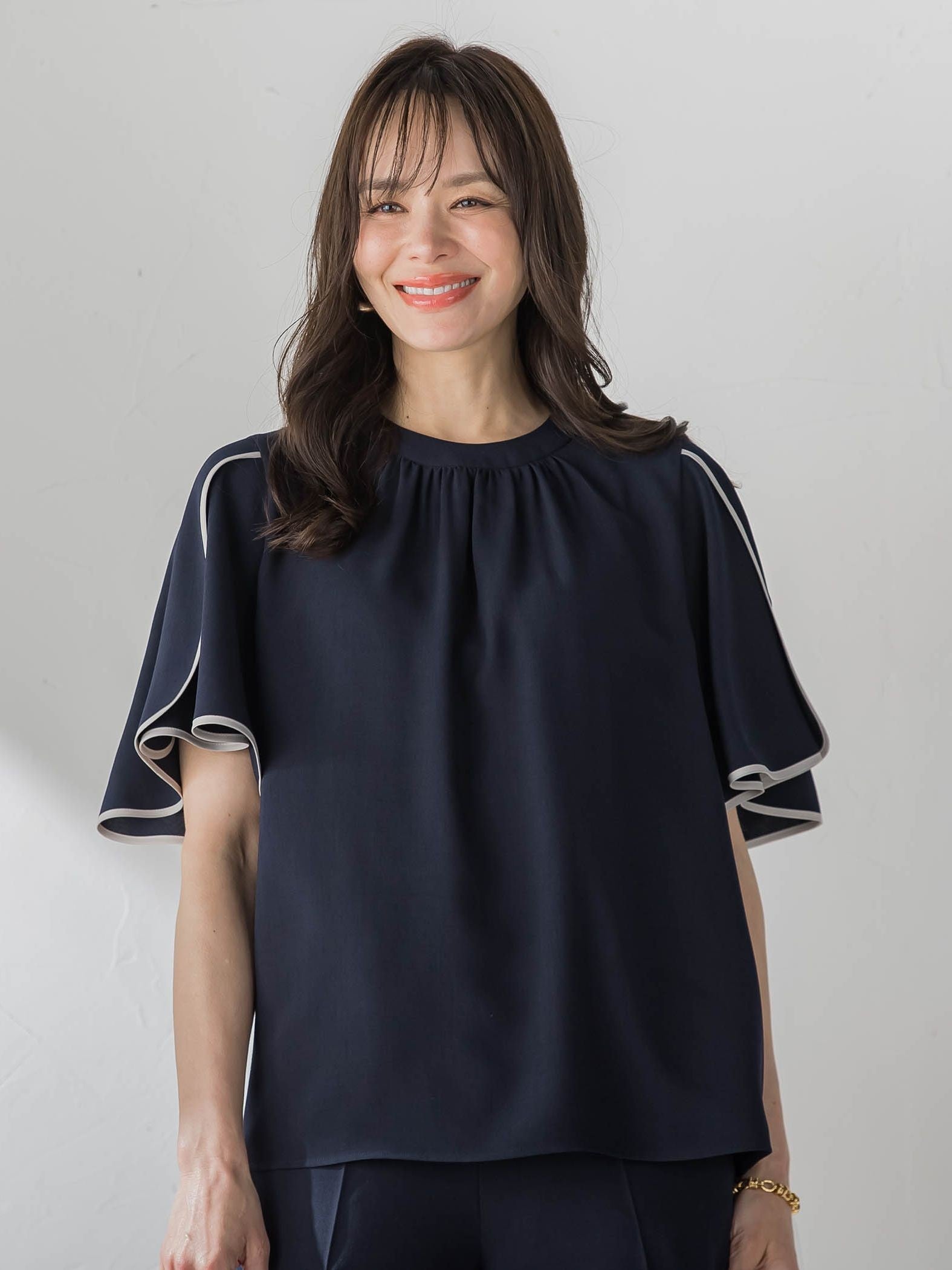 接触冷感ブラウス