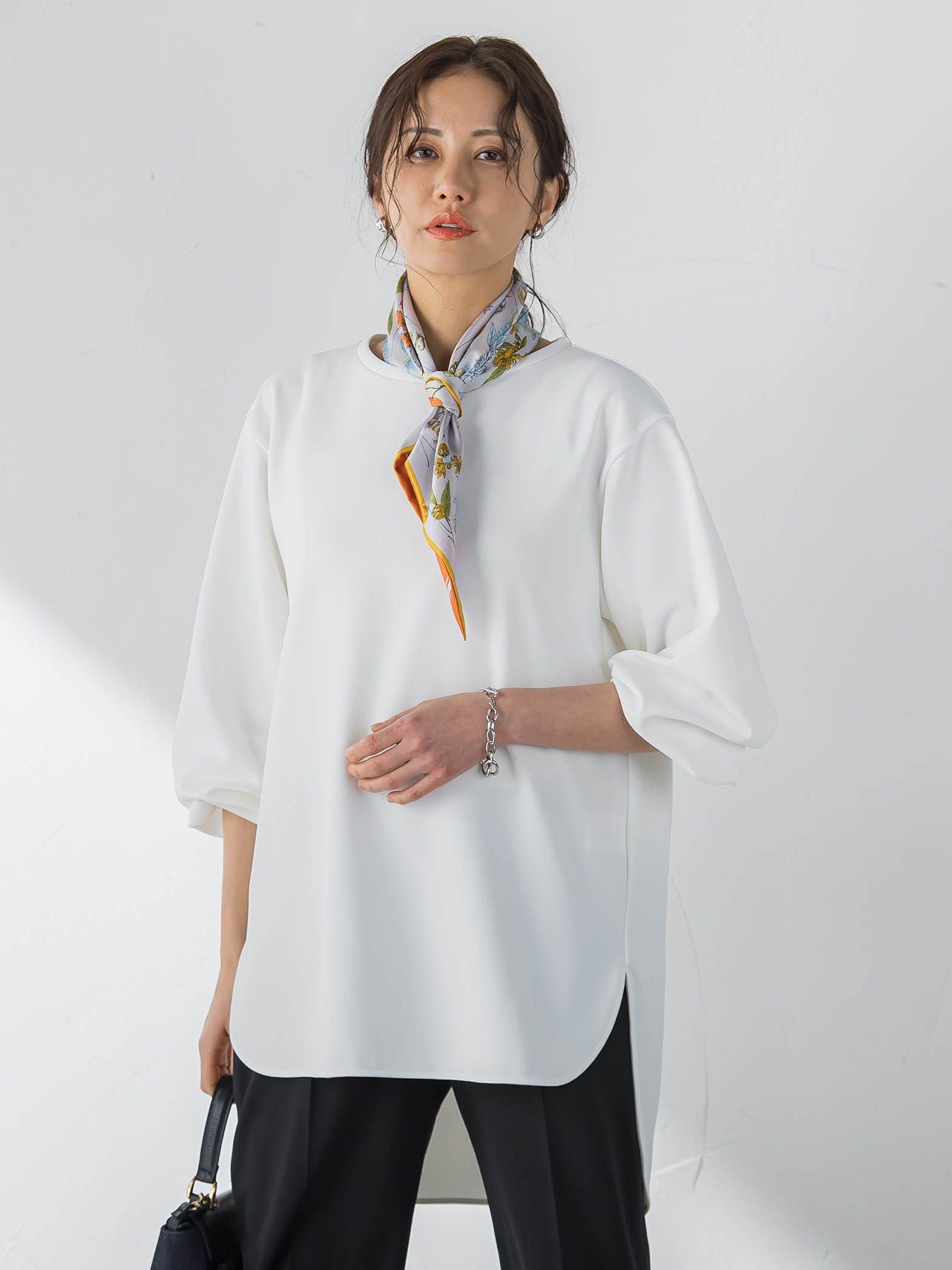 【WEB限定】≪大好評につき再々追加生産！≫季節をつなぐ万能Tブラウス