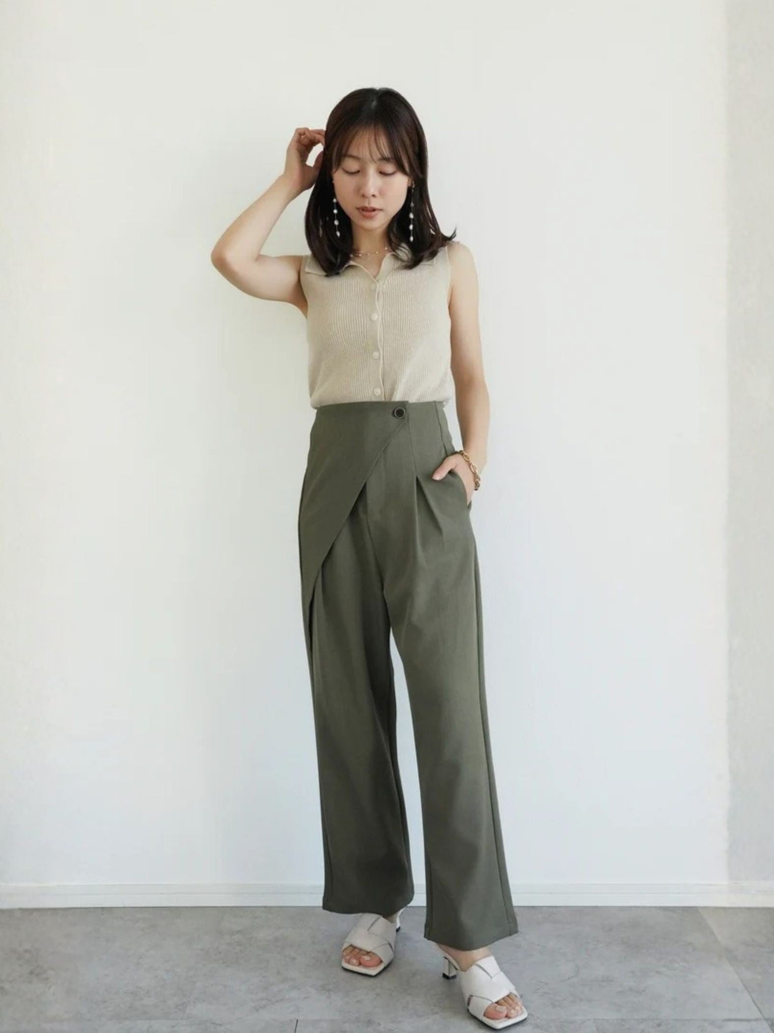 ラップウエストタックパンツ