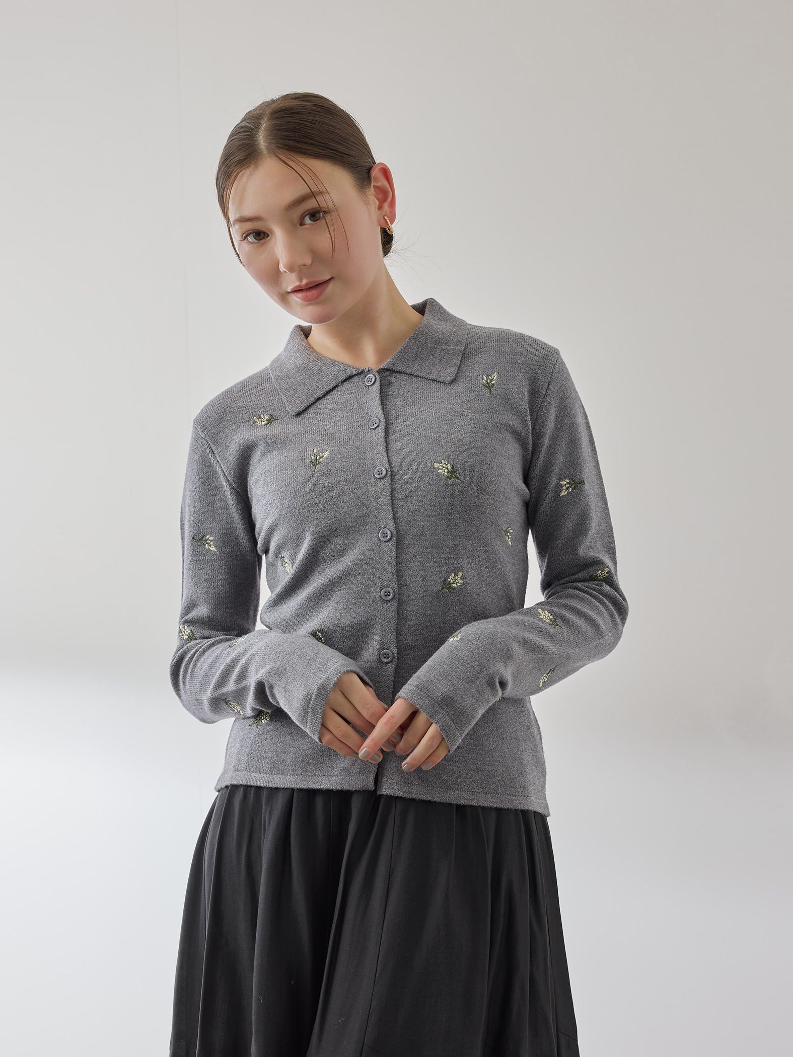 フラワーシシュウニットプルオーバー≪手洗い可能≫