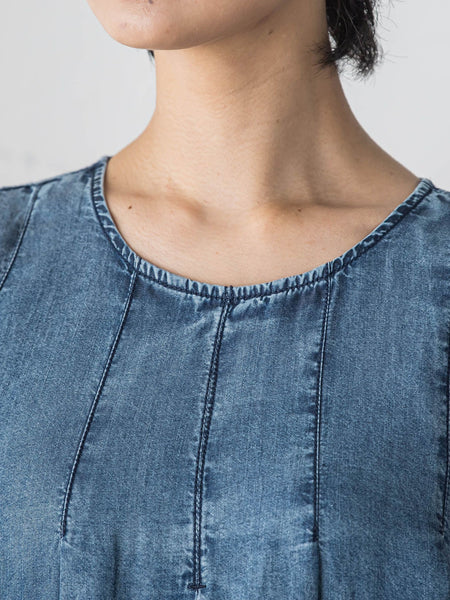 ゆれるデニムノースリーブワンピース