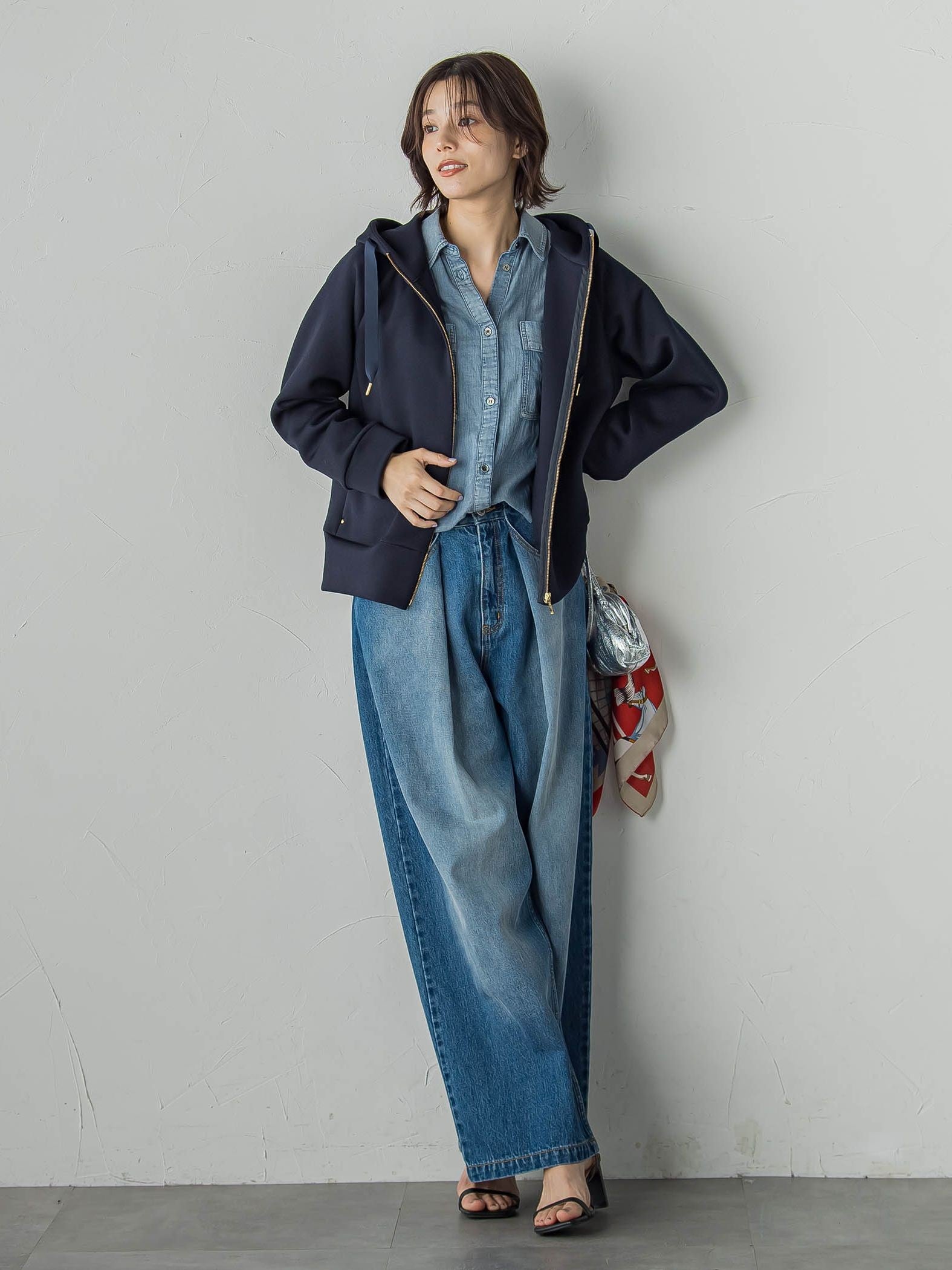 タックデニムパンツ≪洗濯機で洗える≫