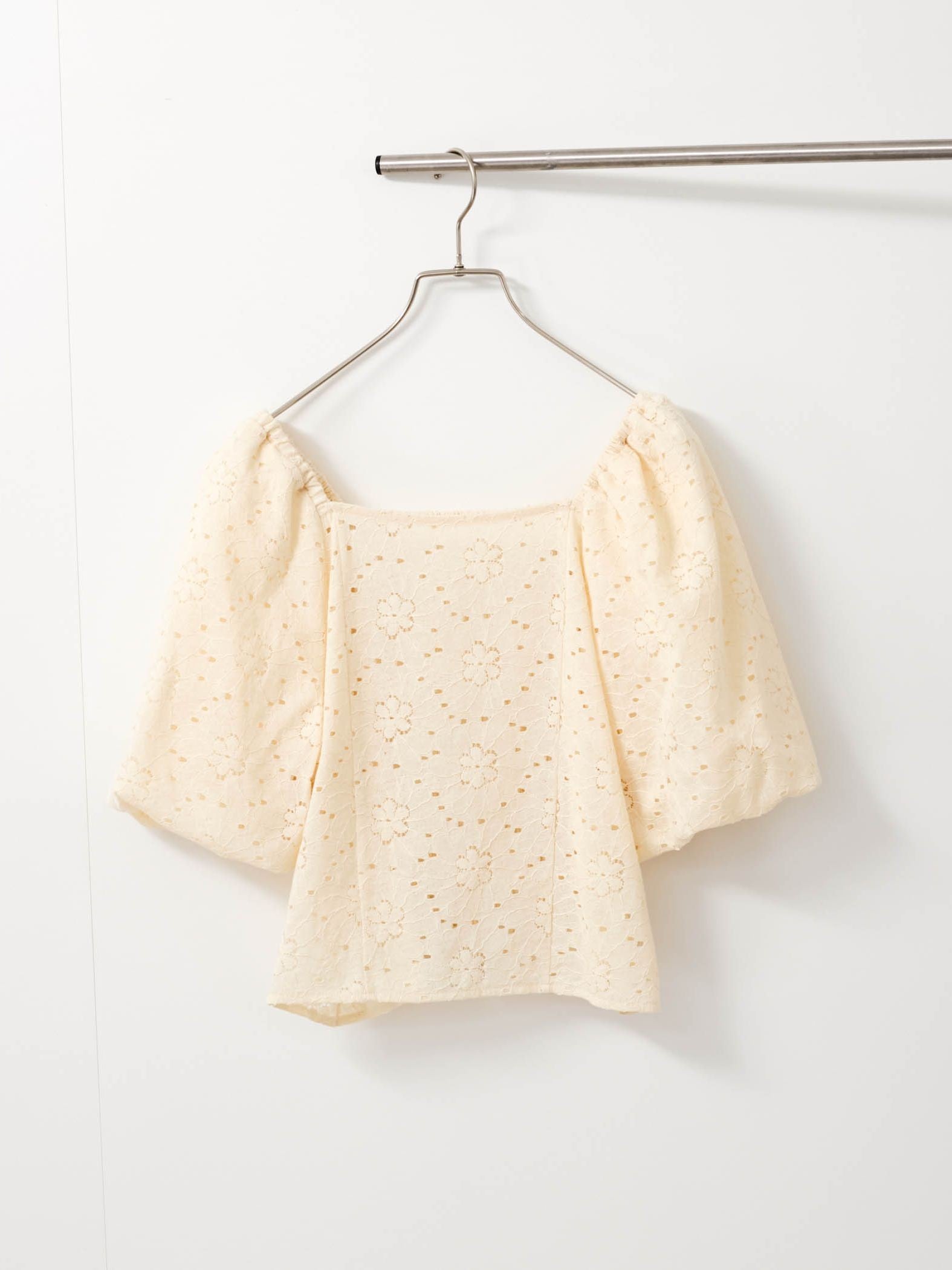 【SHIORI IRIE コラボ】2WAYオフショルレースブラウス≪手洗い可能≫
