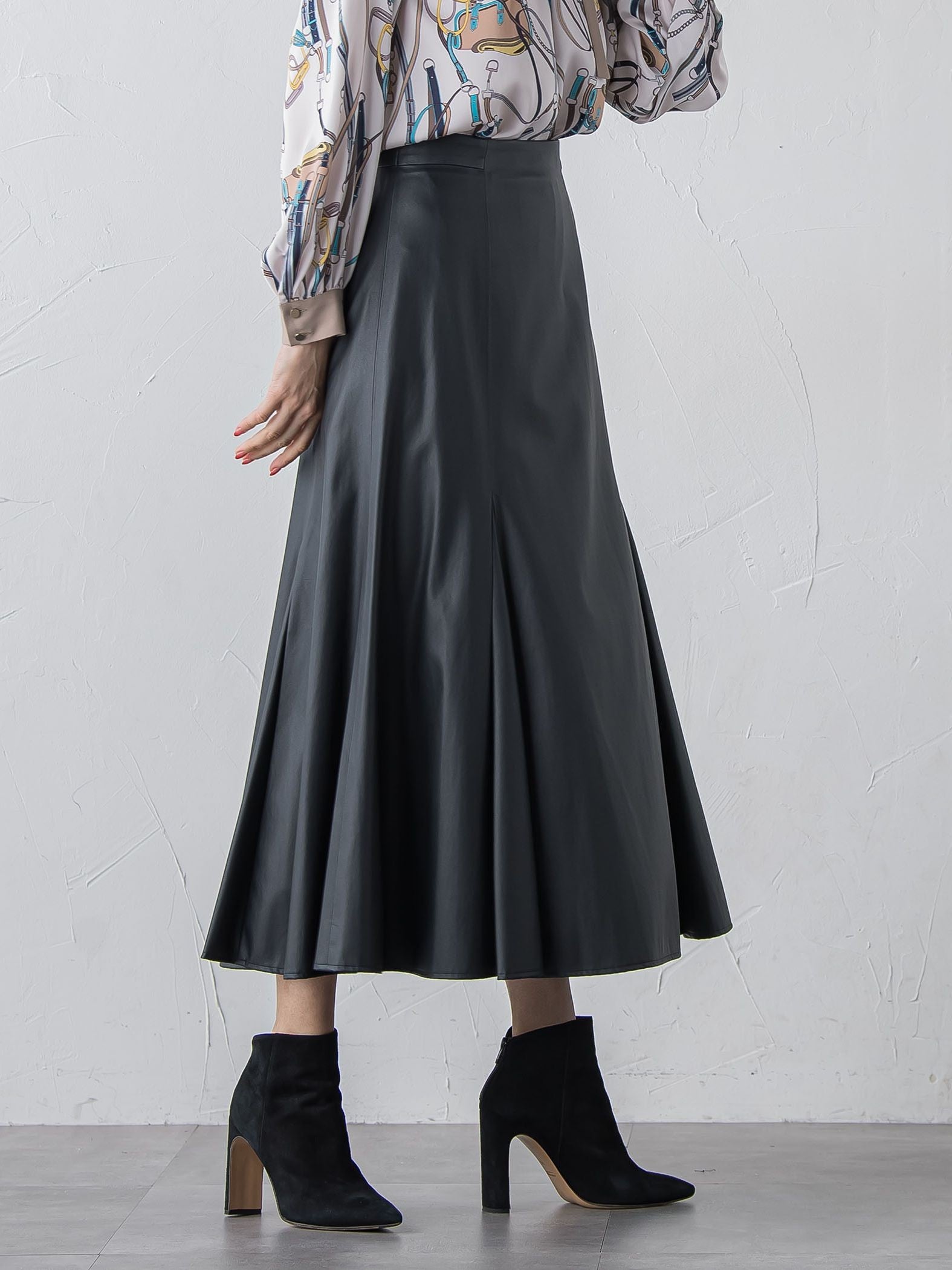 フェイクレザーマーメイドスカート