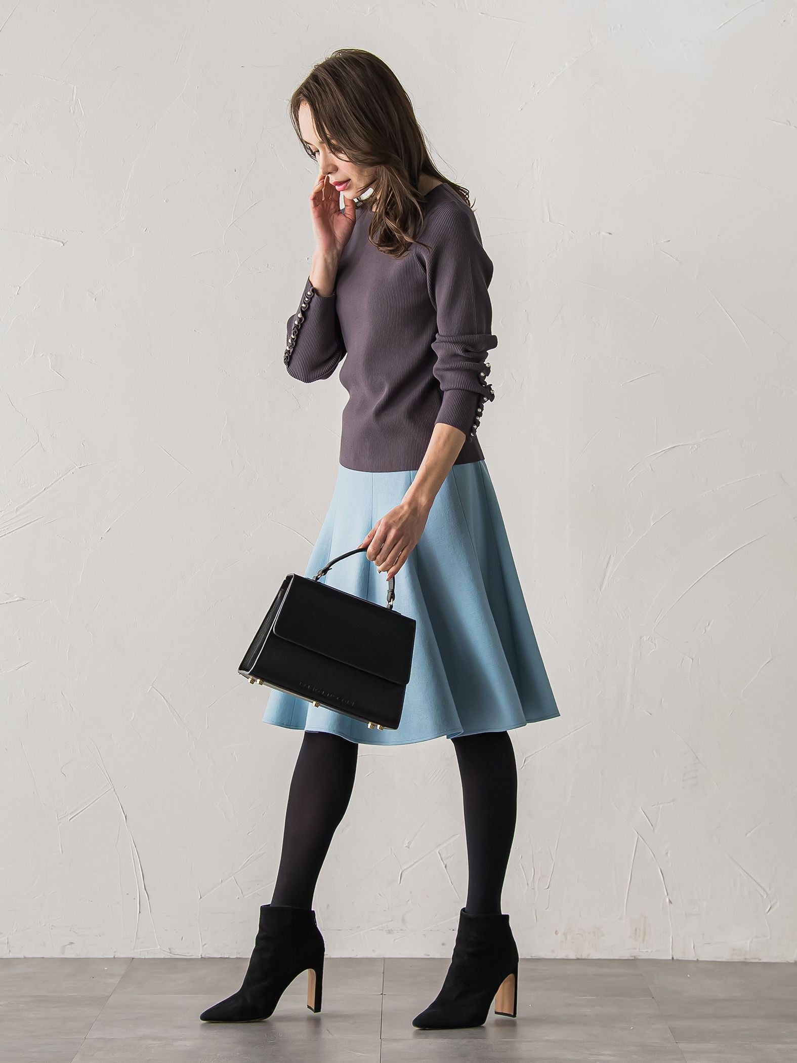 袖フリルパールリブニット