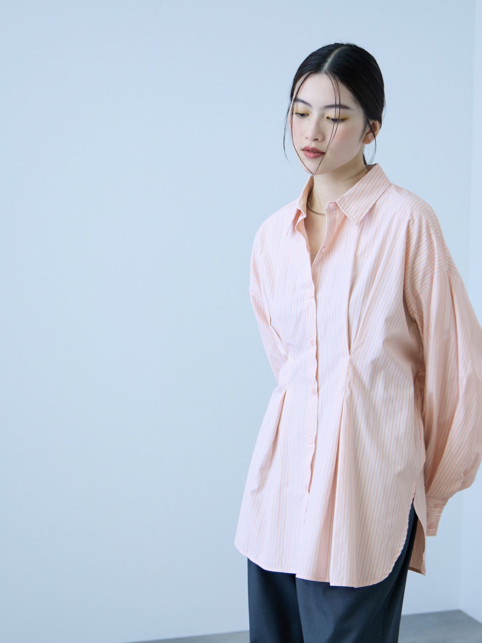 《きちんと映え》ストライプウエストタックシャツ