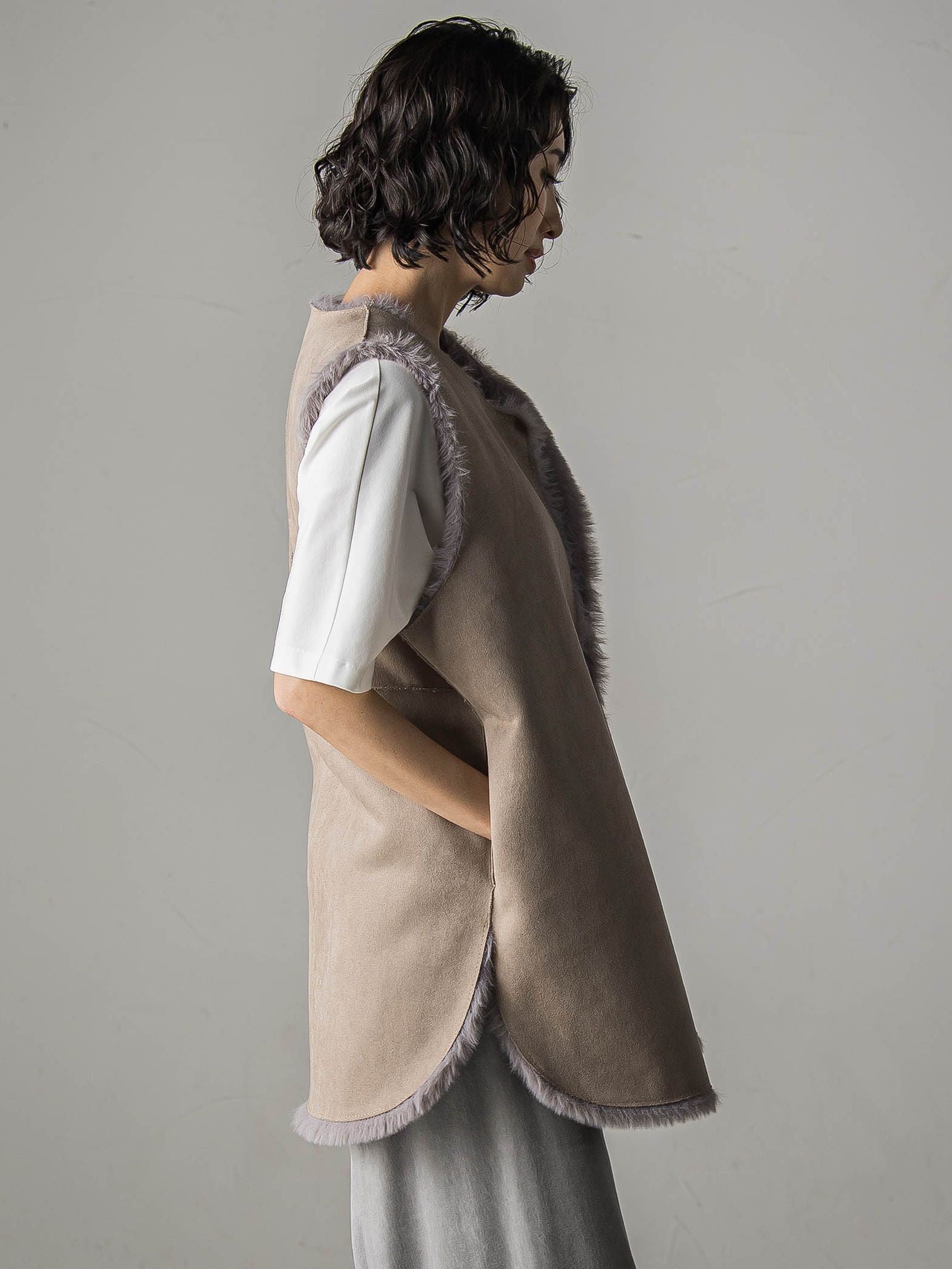 【biyori】”表も裏も主役”リバーシブルフェイクファーベスト