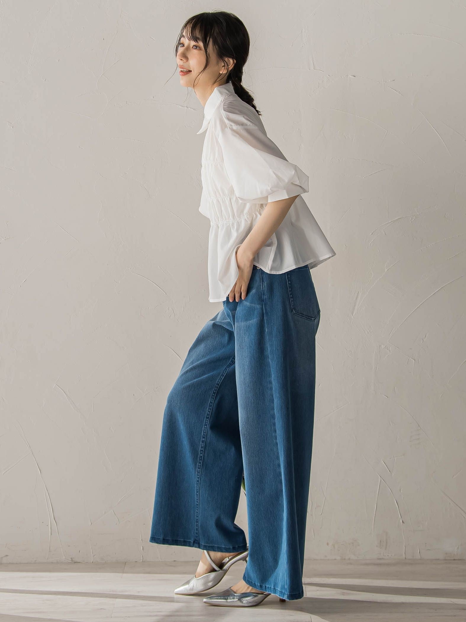 【WEB限定】シャーリングパフスリーブブラウス