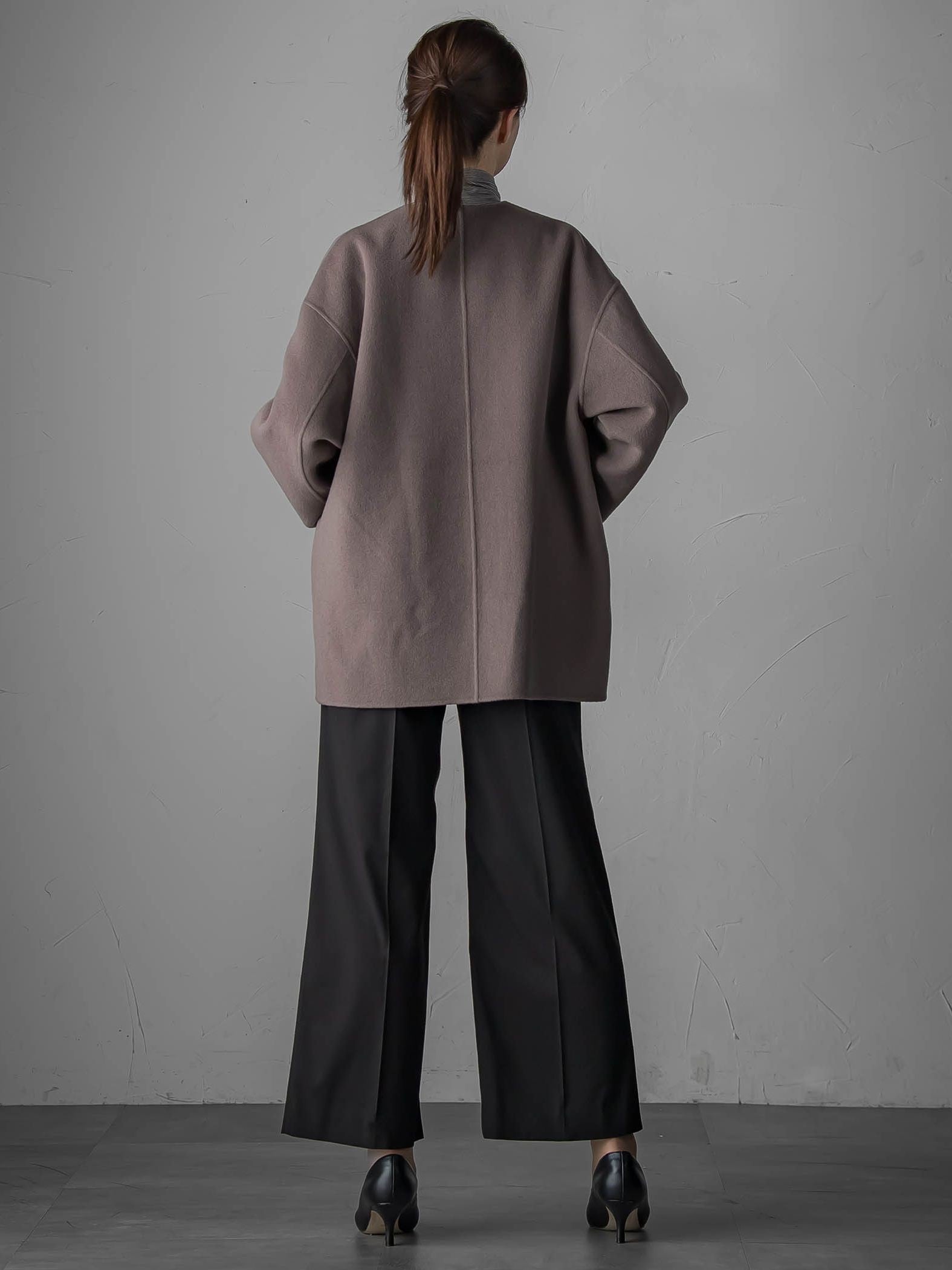 ノーカラーウールリバーコート