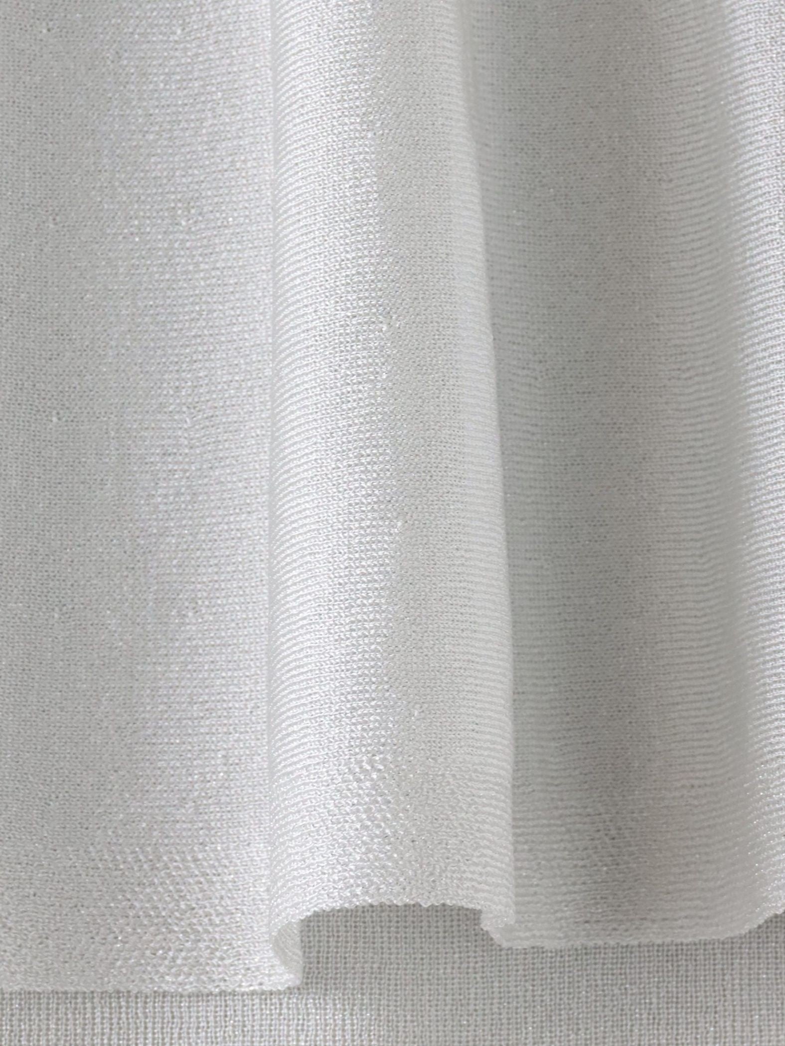 ラッフルニット