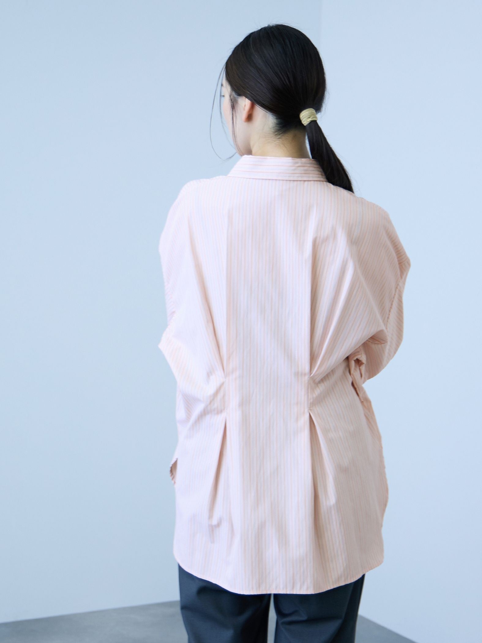 《きちんと映え》ストライプウエストタックシャツ