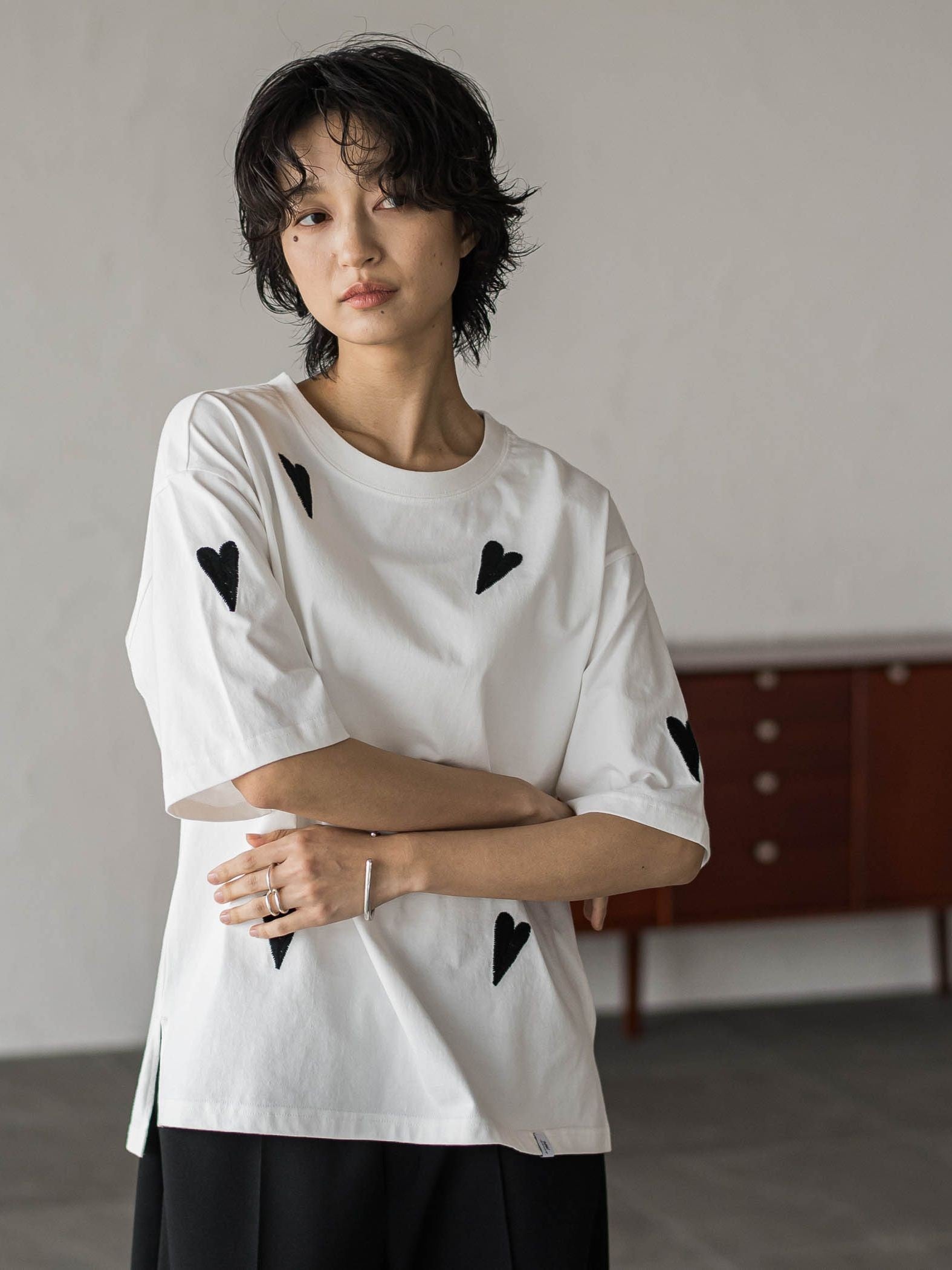 【40周年限定】LOVE刺繍ルーズTシャツ