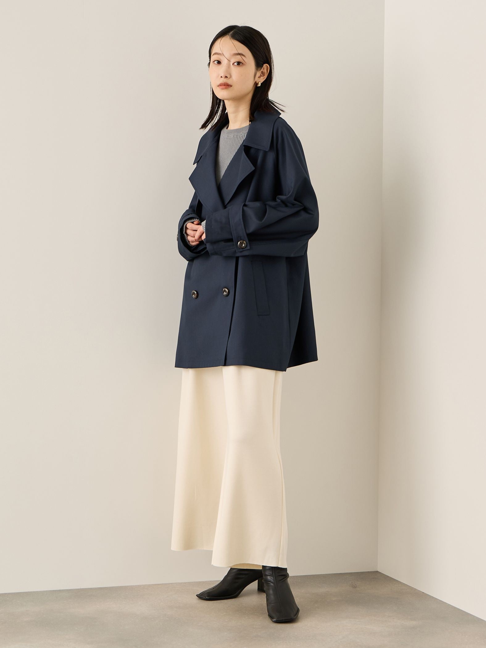 テントラインミドルトレンチコート