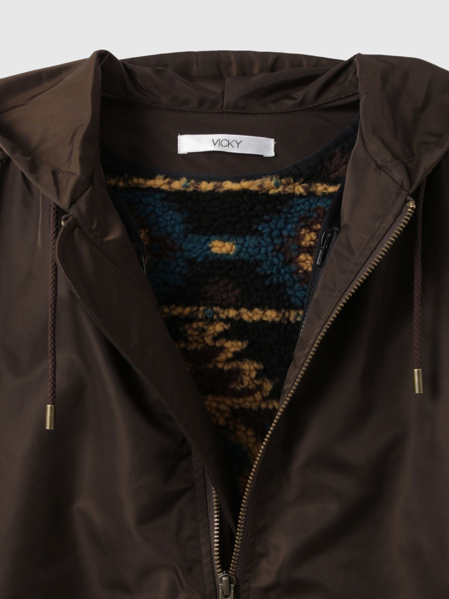 ボアライナー付きナイロンフーディブルゾン≪洗濯機で洗える≫