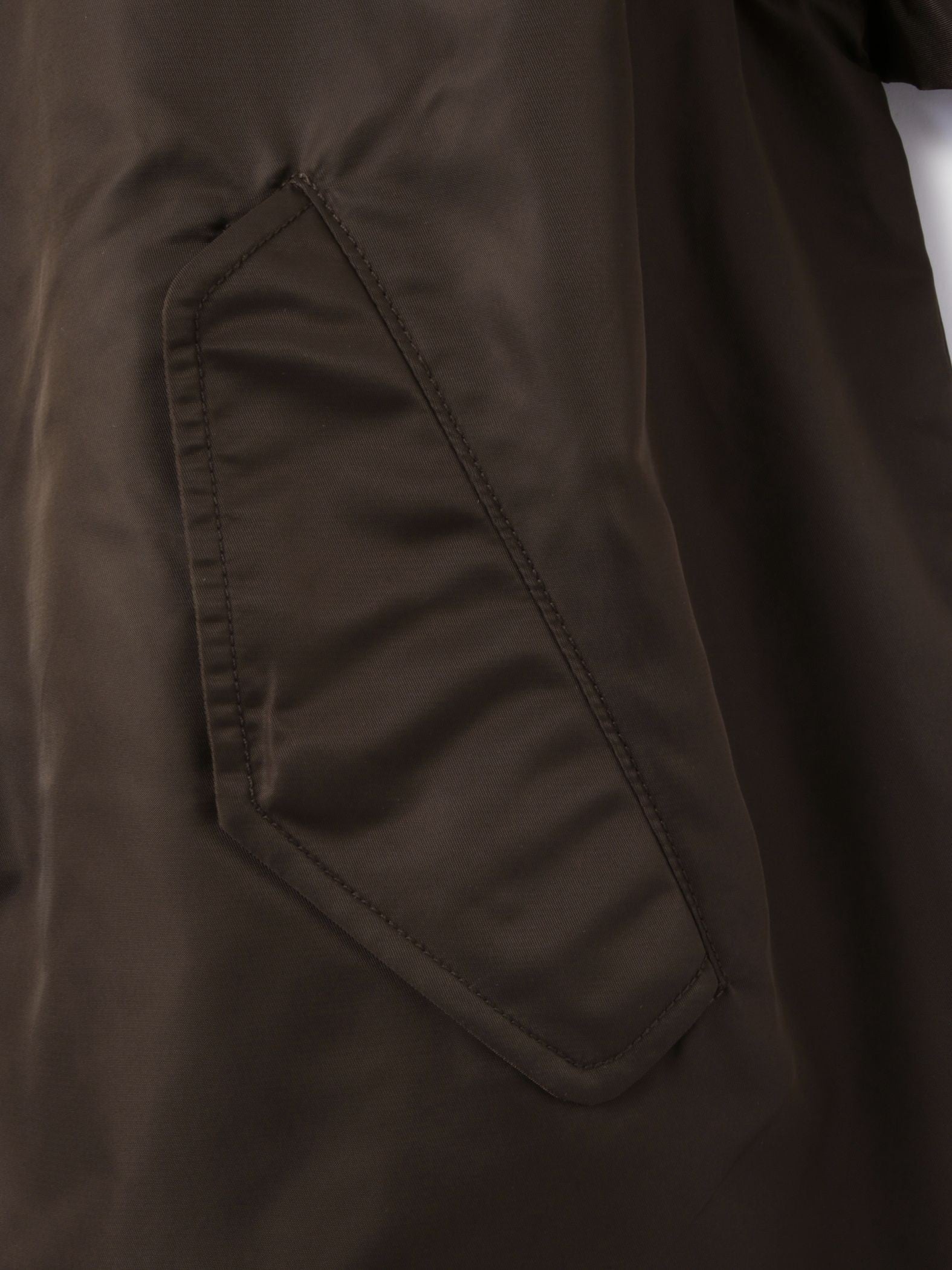 ボアライナー付きナイロンフーディブルゾン≪洗濯機で洗える≫