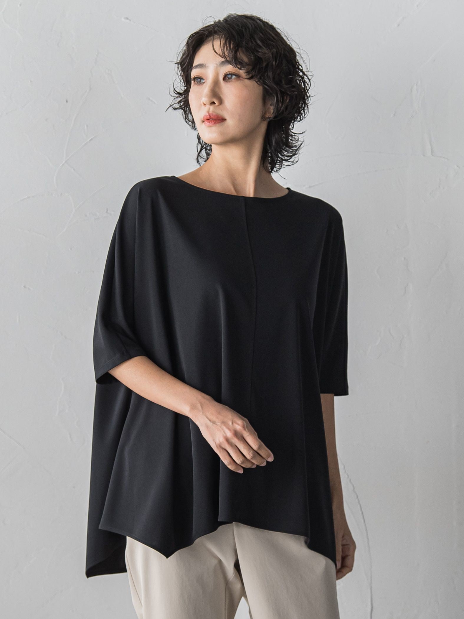 【大きいサイズ/受注会限定】エメラルドフロウジョンカットソー