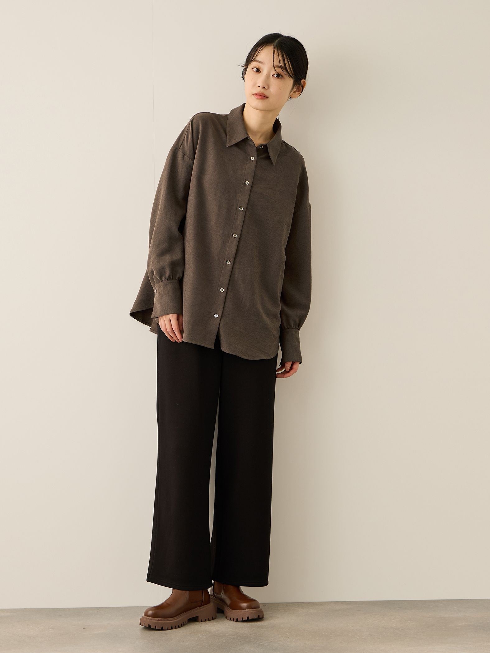 サテンピーチバックギャザーブラウス≪手洗い可能≫