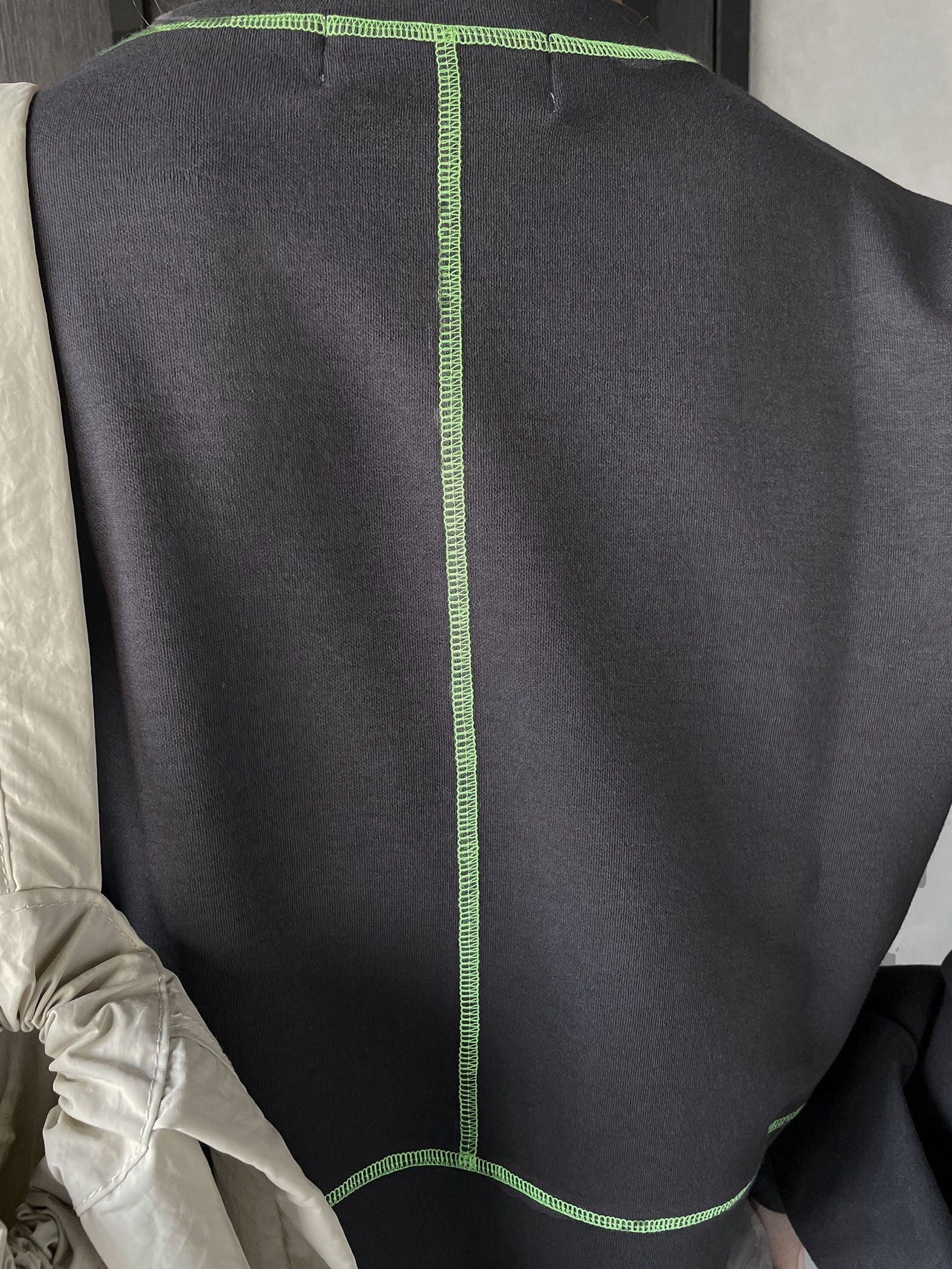 【ENIM BY VICKY】2wayスリーブオーバークロップドトップス《手洗い可能》