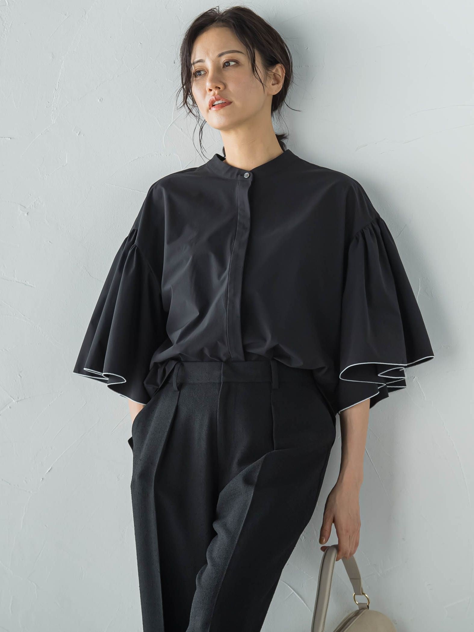 ストレッチフレアスリーブブラウス≪洗濯機で洗える≫