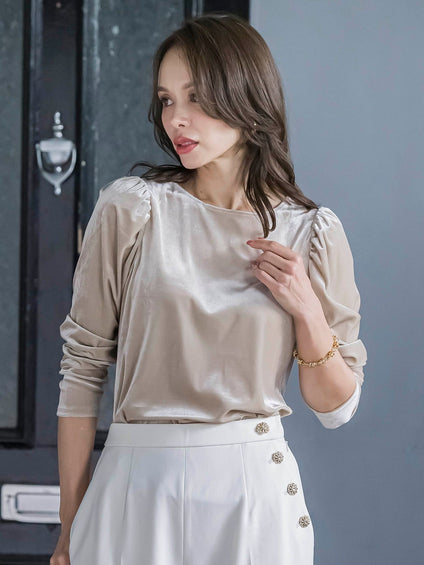 パフ袖ベロアカットソー≪手洗い可能≫